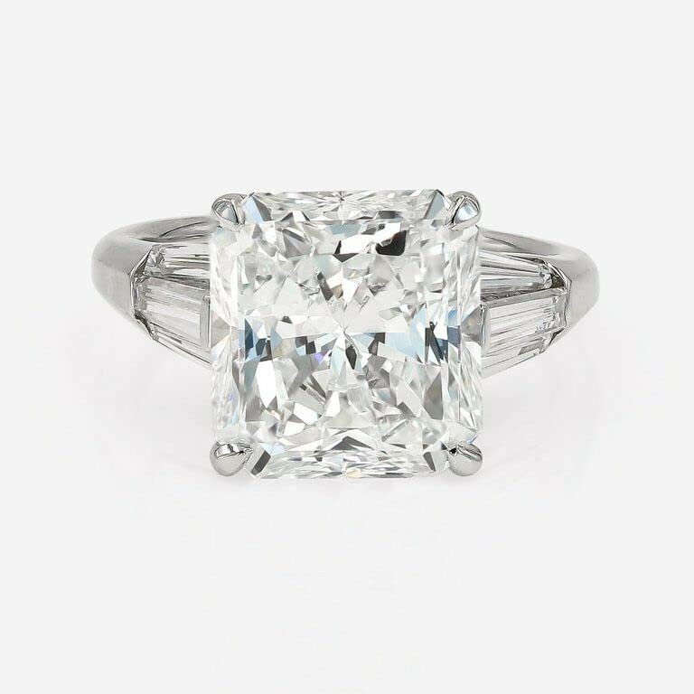 2.5ct Radiant Cut Cubic Zirconia CZ Engagement Ring for Women - Baguette Accent, White Gold Plated - Perfect for Proposals, Anniversaries & Special Occasions