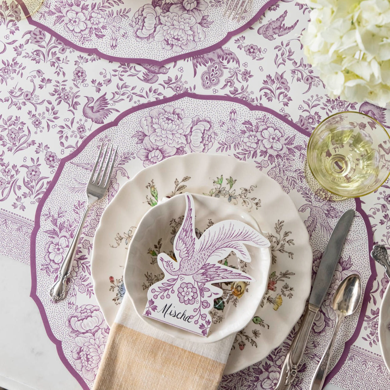 Lilac Asiatic Pheasants Die-Cut Placemats - Elegant Floral Table Setting for Dining Room & Kitchen Decor