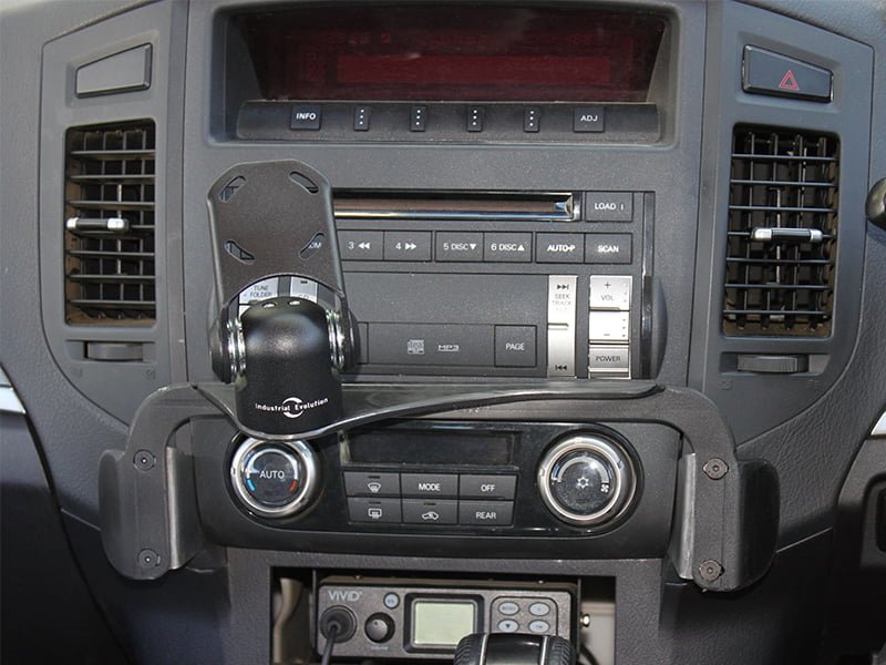 Premium Car Phone Holder for Mitsubishi Pajero (2010-2021) - Secure Dashboard Mount for GPS Navigation & Hands-Free Driving