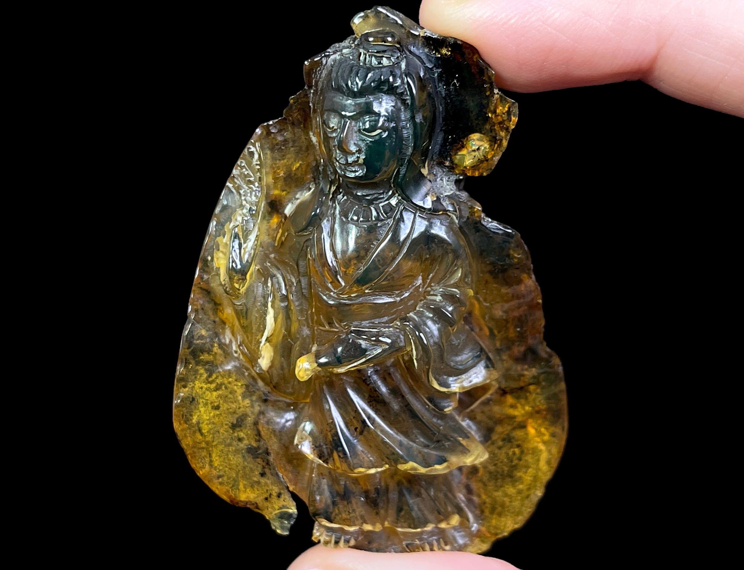 AMBER Crystal Buddha Statue - Hand Carved Healing Crystal for Meditation, Feng Shui & Home Decor - Perfect Housewarming Gift & Spiritual Healing Stone (L2266) | Ideal for Yoga Rooms, Office Desks & Meditation Spaces