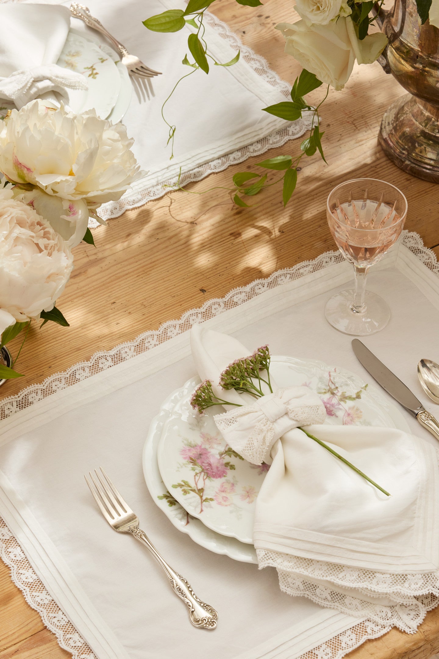 Elegant Victorian Placemats Set of 4 - Floral Embroidery Table Mats for Formal Dining, Tea Parties & Home Decor