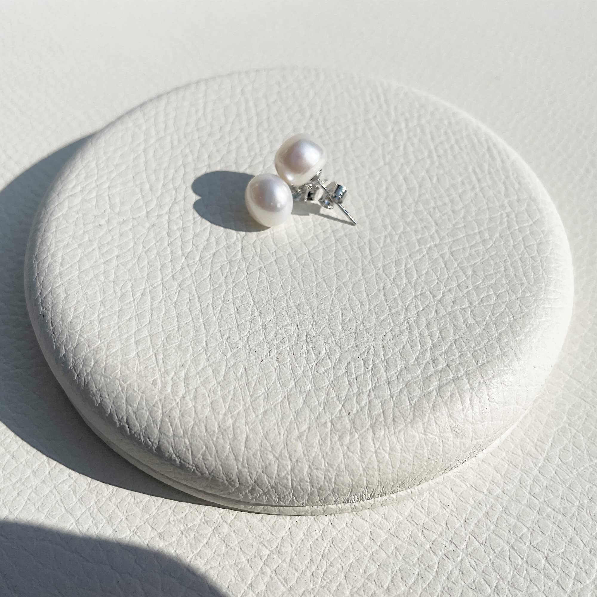 Luxurious 925 Sterling Silver Freshwater Pearl Earrings for Women - 9mm White Pearls, Elegant Gift for Wedding, Party & Special Occasions