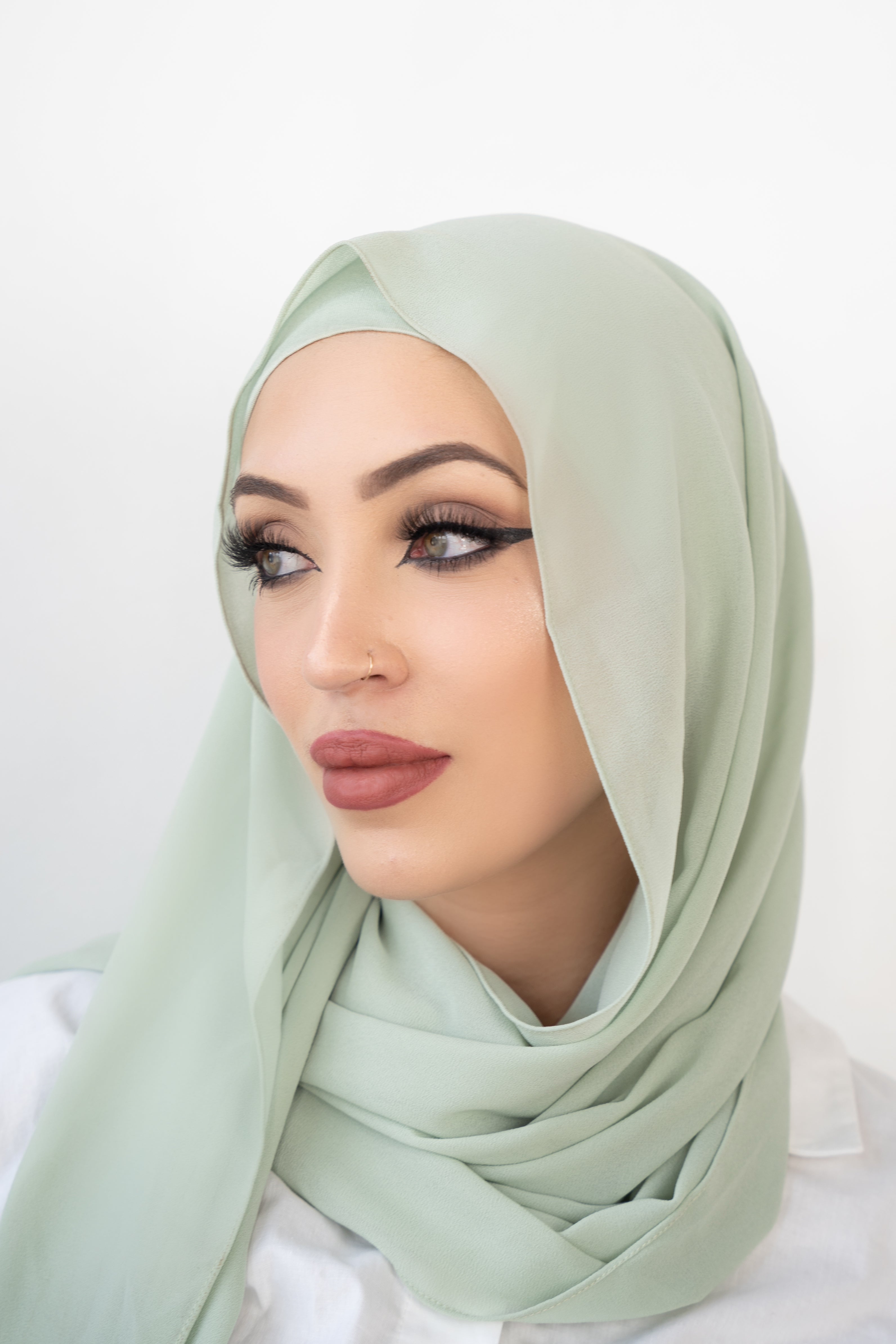 Elegant Chiffon Hijab Set - NSREEN Collection | Soft & Breathable Muslim Scarf for Women | Perfect for Daily Wear, Prayer, and Special Occasions