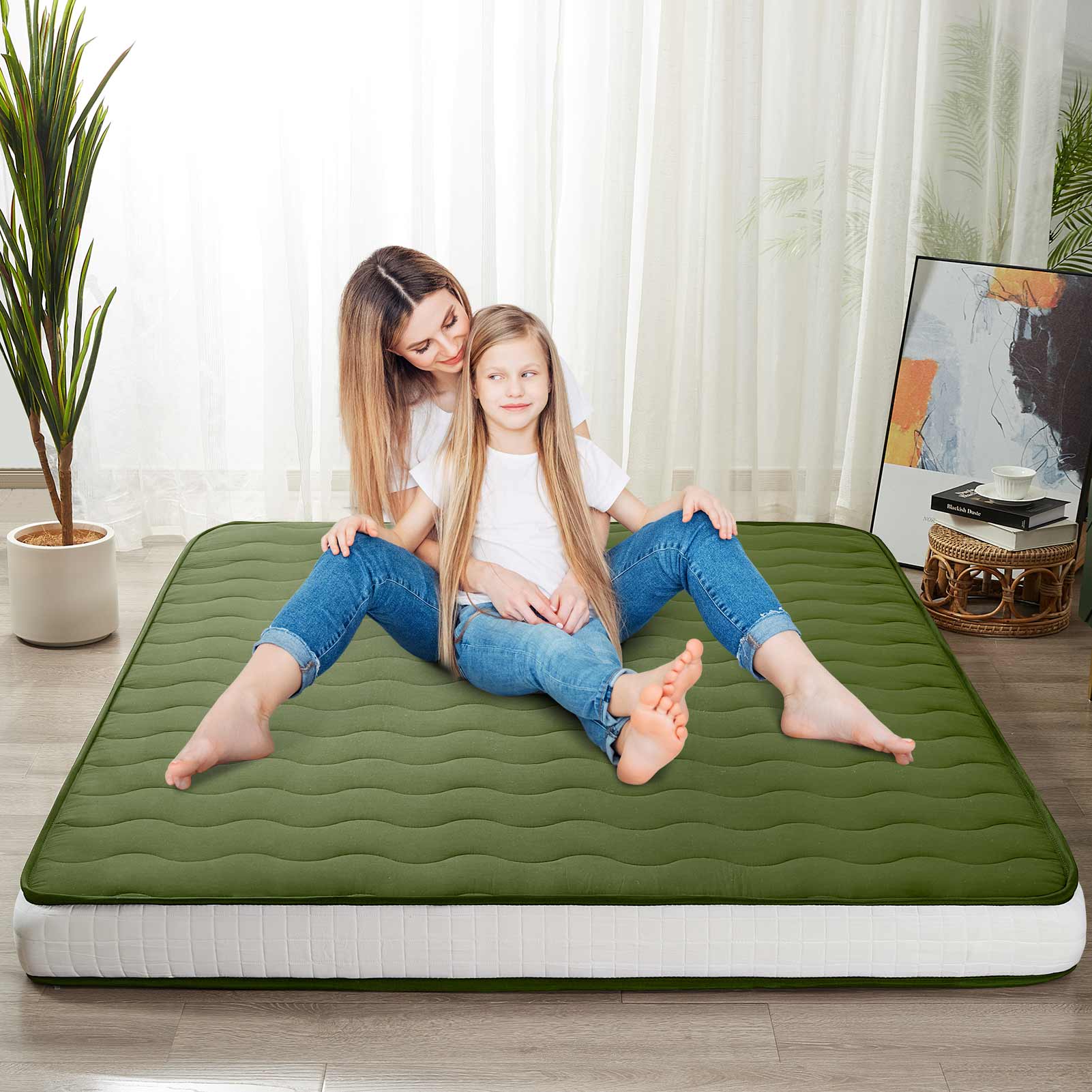 MAXYOYO 6-Inch Extra Thick Japanese Floor Futon Mattress - Premium Diamond Quilting Design for Bedroom, Guest Room & Small Spaces - Green (Queen Size) | Ideal for Apartments, Dorms, Sleepovers & Minimalist Living
