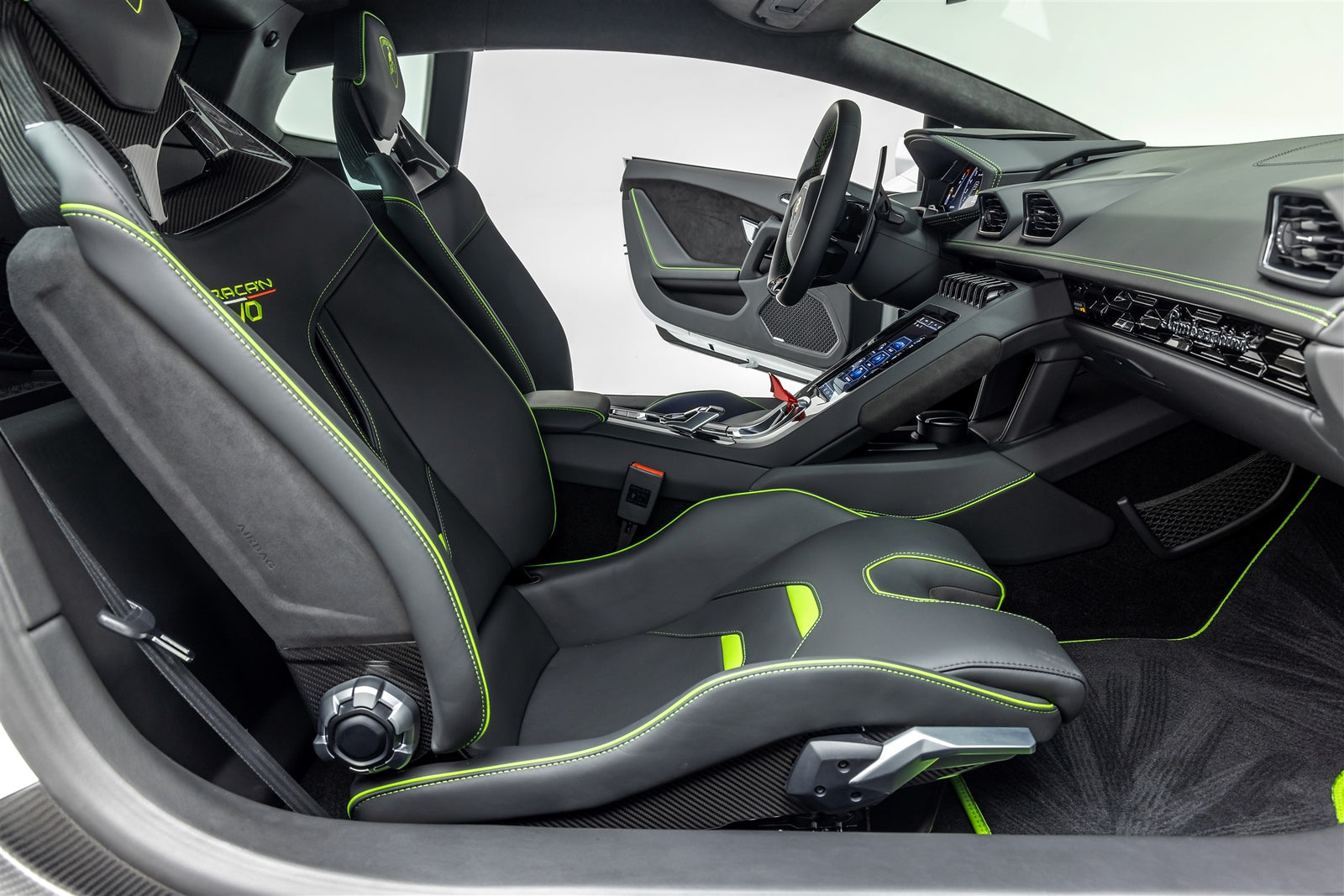 Lamborghini Huracan EVO 2WD Monza Aero Program CB 01 - High Performance Sports Car for Racing Enthusiasts | Perfect for Track Days and Supercar Events