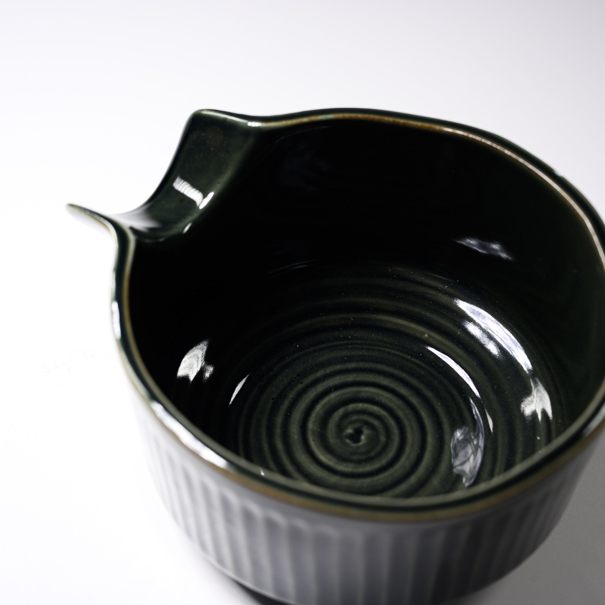 Premium MASAMURA Matcha Bowl with Spout - Traditional Japanese Katakuchi Oribe Ceramic Tea Cup for Authentic Tea Ceremony | Perfect for Matcha, Green Tea & Zen Meditation