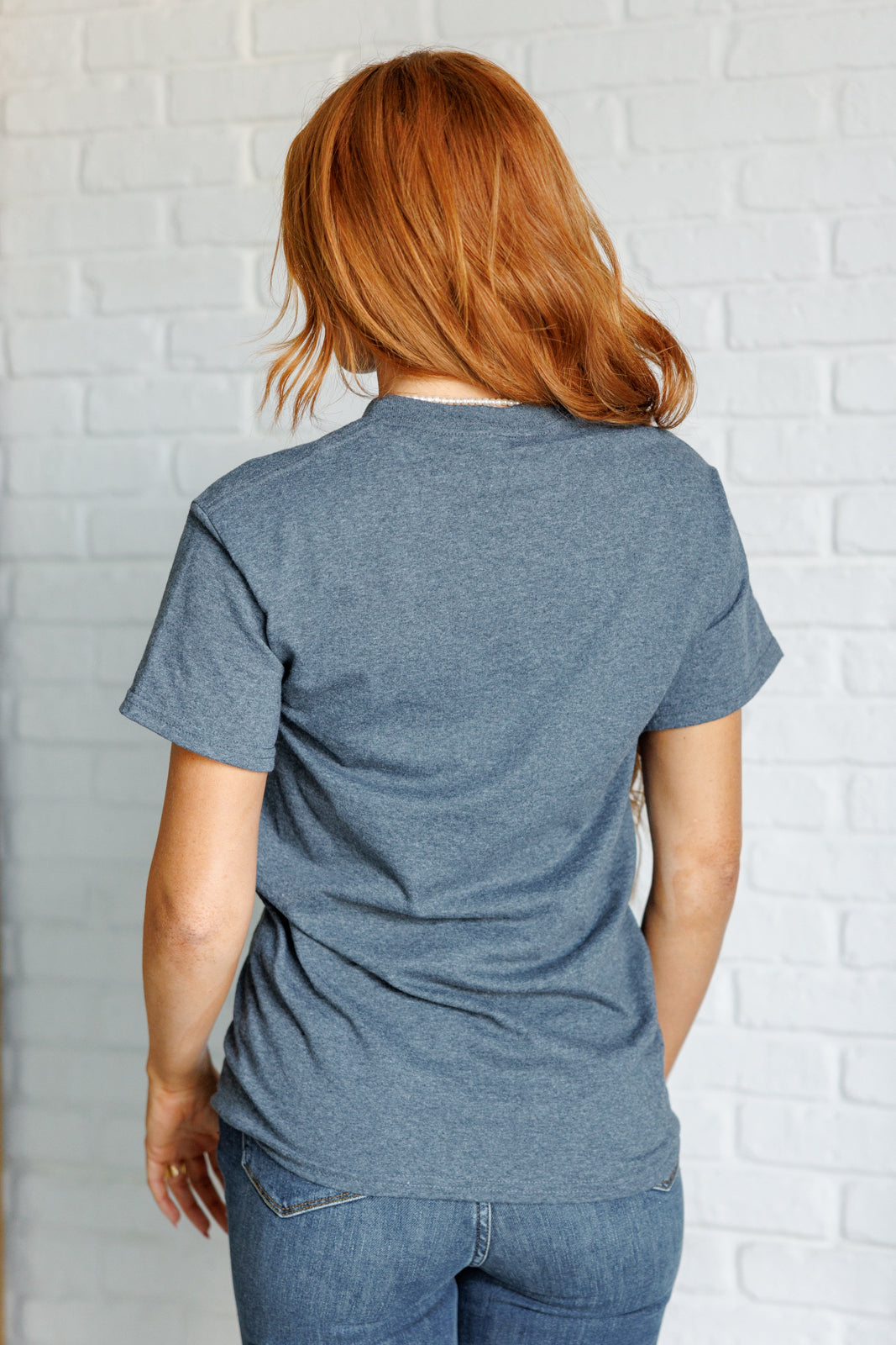 Stylish Gingham Pumpkin with Bow Graphic Tee - Cute Fall T-Shirt for Women | Perfect for Halloween, Thanksgiving & Autumn Outfits
