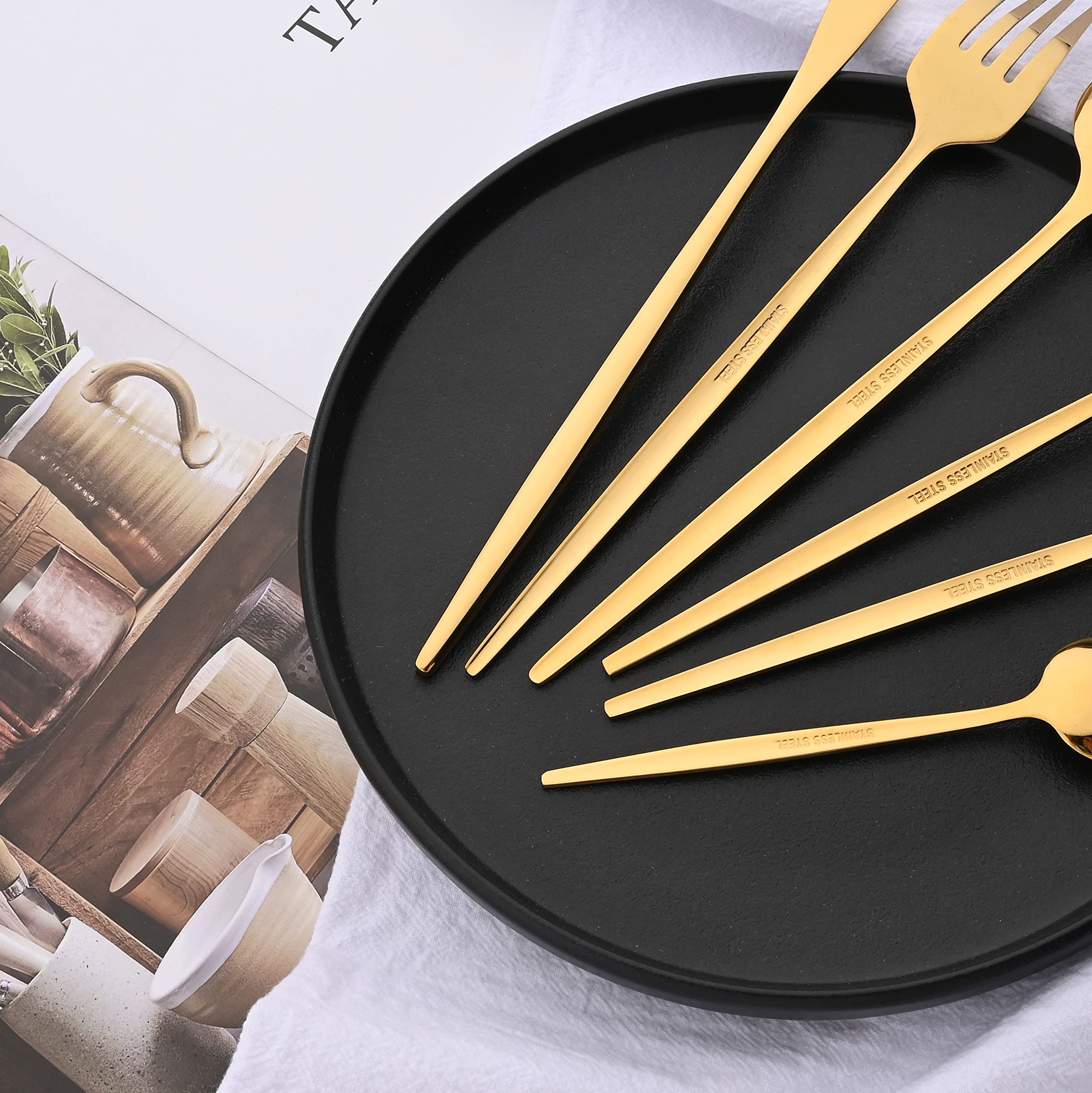 50-Piece Stainless Steel Gold Flatware Set for 10 - Mirror Polished Cutlery with Knife, Fork & Spoon - Dishwasher Safe for Home, Kitchen, Restaurant & Hotel - Perfect for Dinner Parties, Weddings & Formal Dining