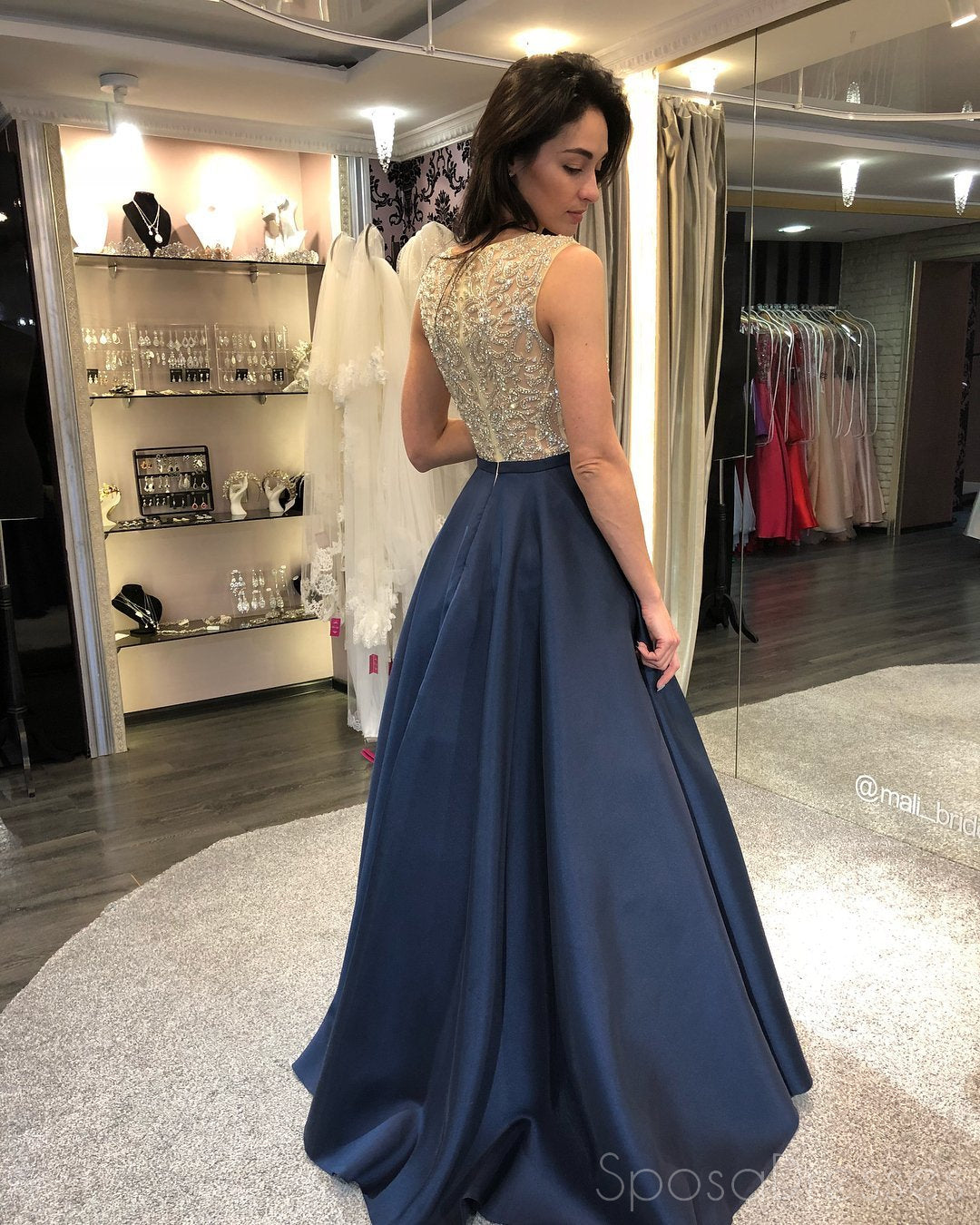 Elegant Navy Blue Beaded Bateau Neckline A-Line Long Evening Prom Dress for Women - Perfect for Formal Dances, Galas & Special Occasions