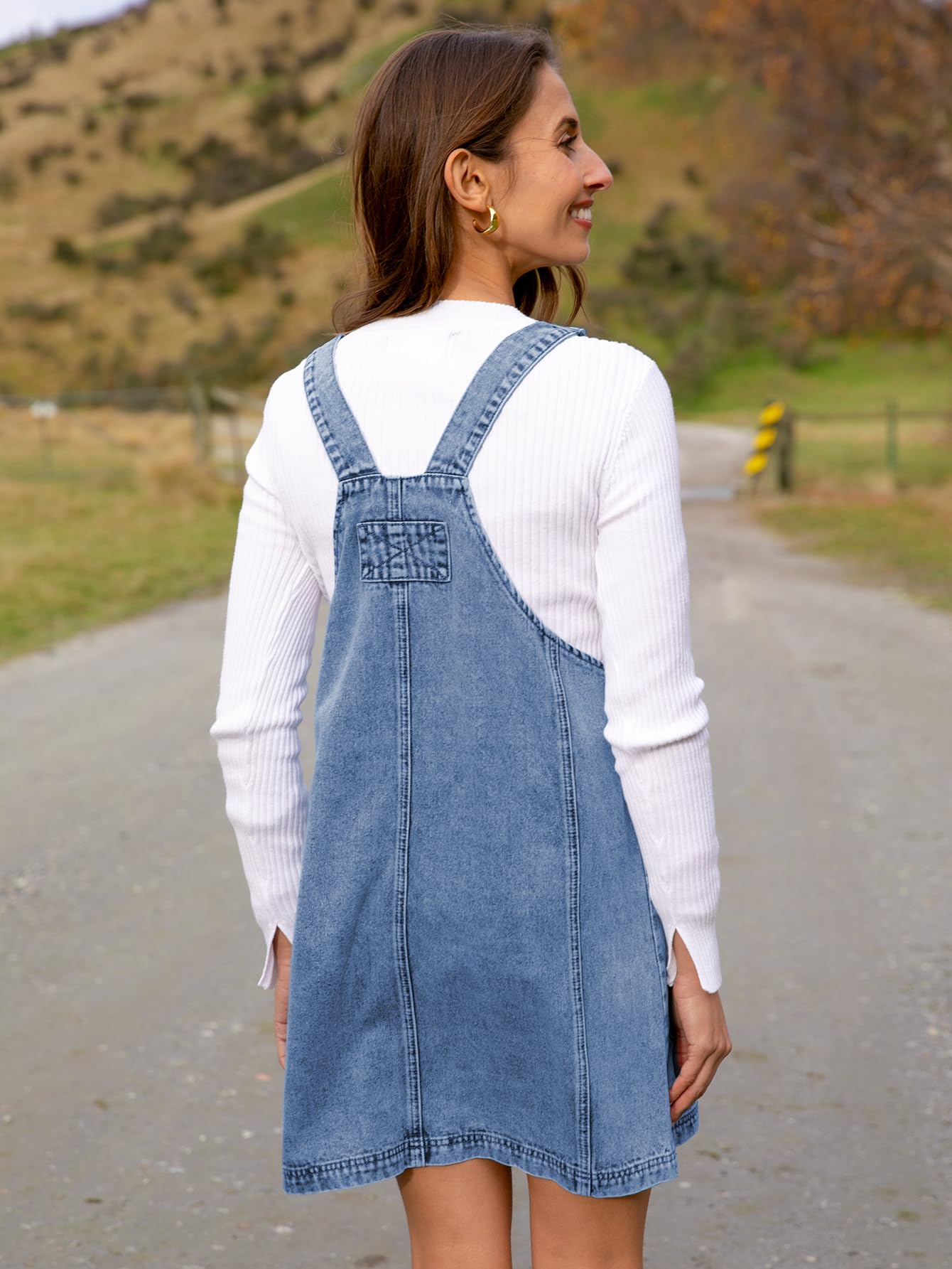 BerryGo Women's Denim Overalls - Sleeveless Romper Jumpsuit with Pockets | 2025 Fashion Pinafore Dress Shorts | Casual Summer Outfit for Beach, Shopping & Date Night