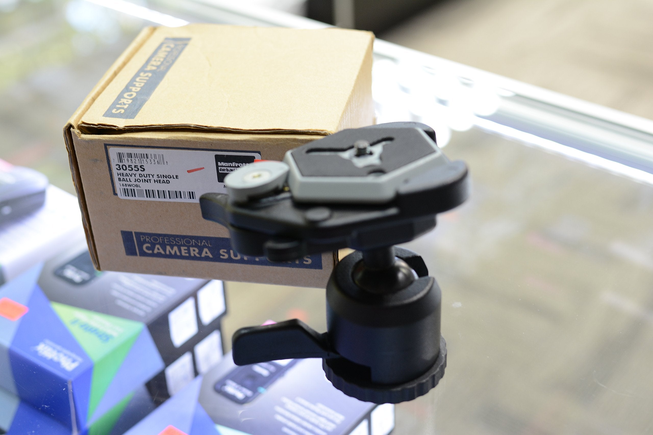 Manfrotto 3055s Heavy Duty Single Ball Joint Head - Professional Camera Tripod Mount for DSLR & Video Cameras - Compatible with Manfrotto/Bogen 168WOBL & 168 Heads - Perfect for Photography, Videography & Outdoor Shooting