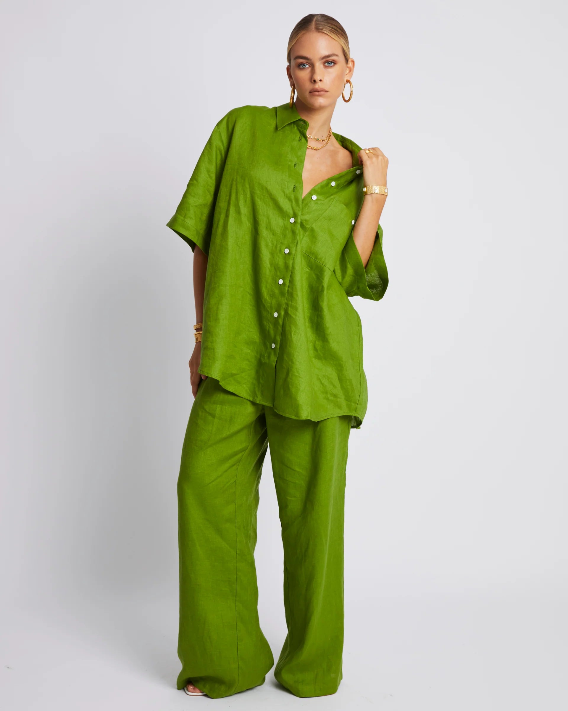 Big Olive Shirt for Men - Comfortable Oversized Casual Button-Up Shirt - Perfect for Relaxing at Home or Outdoor Adventures