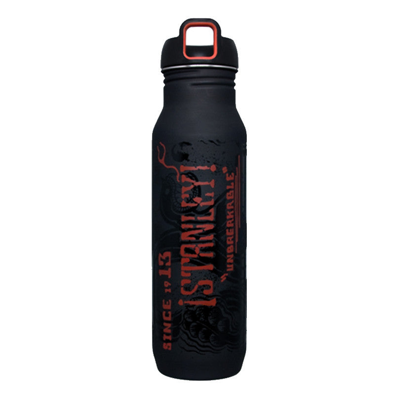 Stanley Classic Legendary Stainless Steel Vacuum Insulated Water Bottle 0.7L (24oz) - Keeps Drinks Hot/Cold for Hours - Perfect for Hiking, Camping & Outdoor Adventures