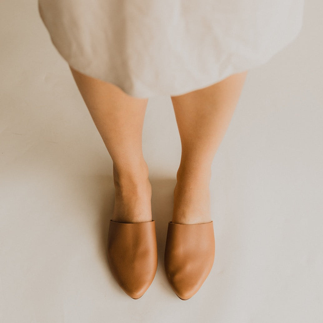 SECONDS Women's Autumn Mule Slippers - Genuine Leather Comfortable House Shoes for Indoor/Outdoor Wear - Perfect for Home, Office & Casual Occasions