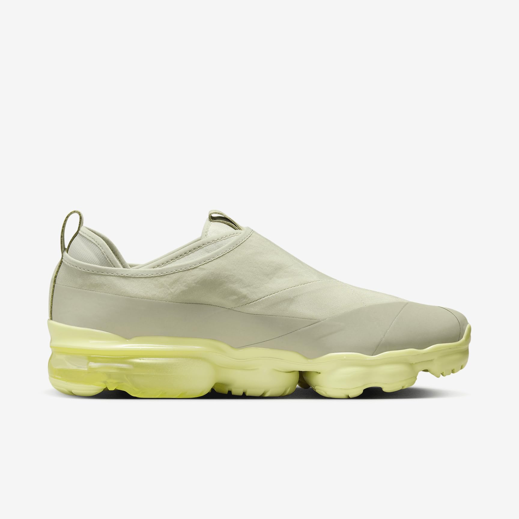 Nike Air Vapormax Moc Roam Men's Running Shoes - Lightweight & Breathable Sneakers for Jogging, Gym Workouts and Casual Wear
