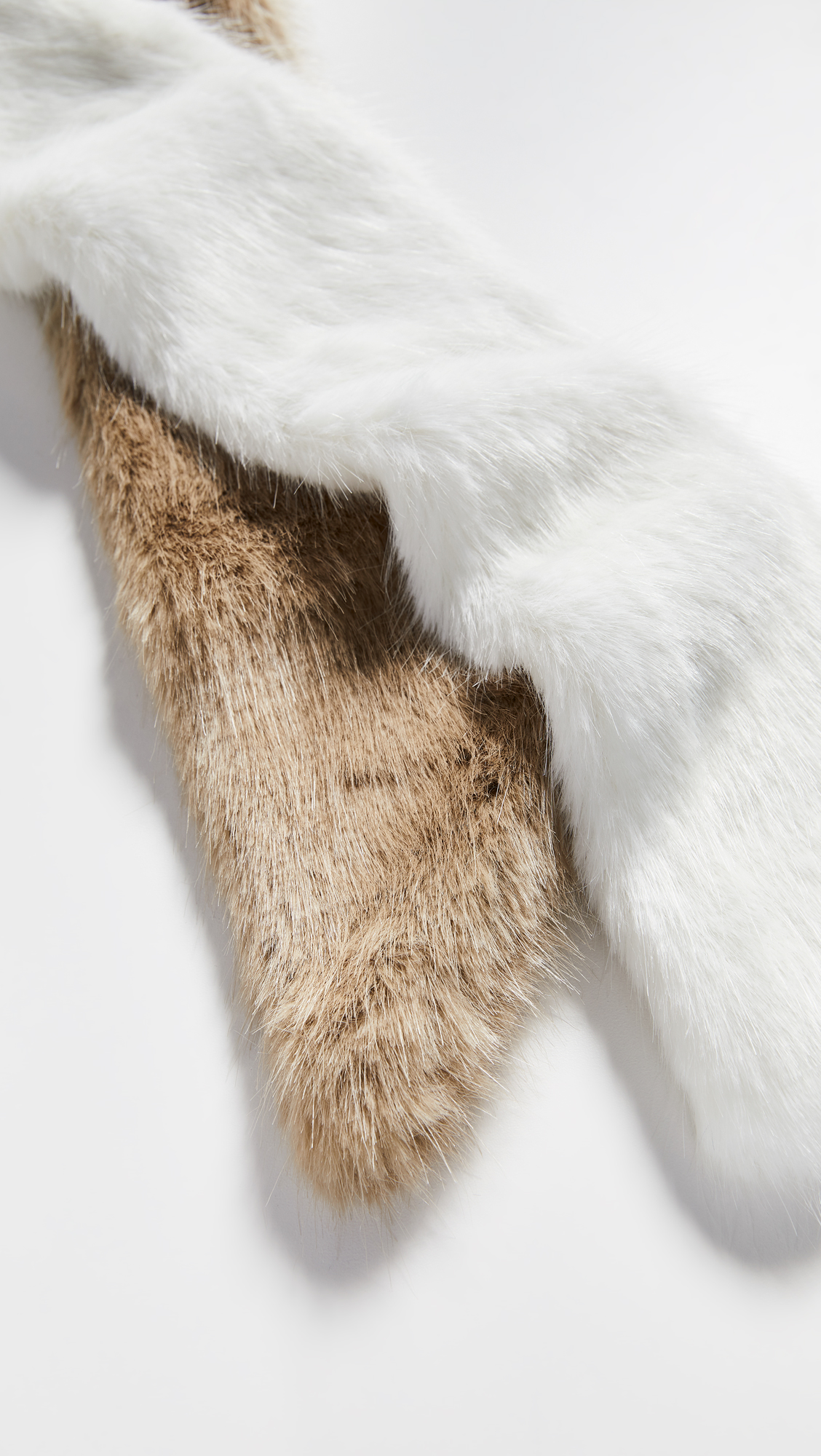 Women's Long & Skinny Faux Fur Scarf - Soft Winter Fashion Accessory in Camel, Tan & White - One Size Wrap for Cold Weather & Stylish Outfits