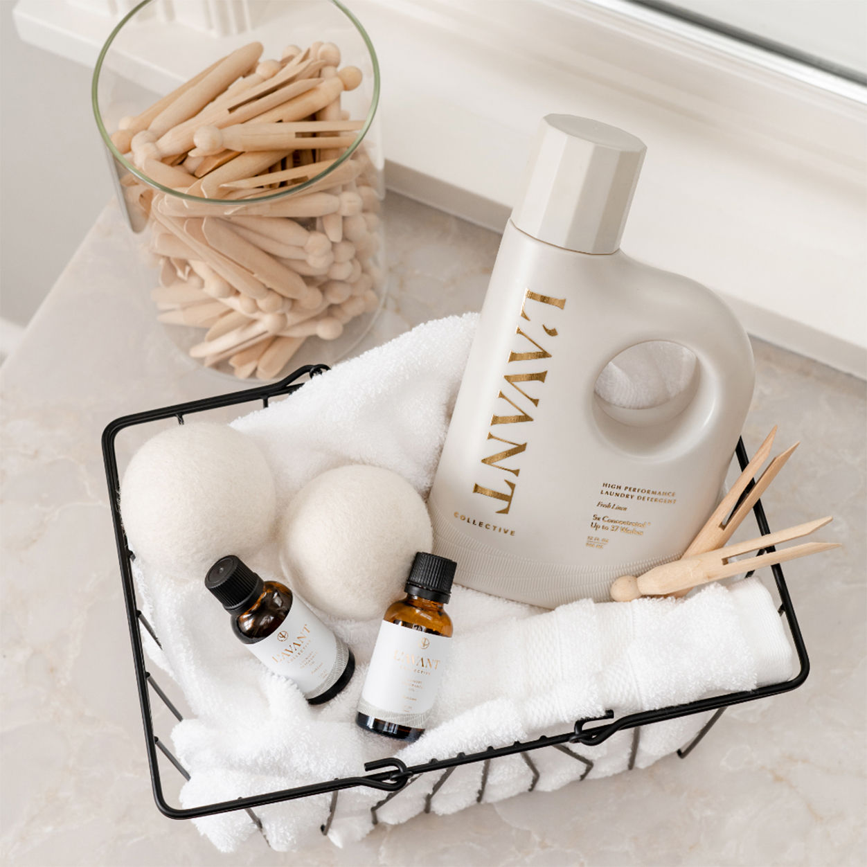 Fresh Linen Scent Laundry Detergent - High Efficiency Liquid Soap for All Fabrics | Perfect for Everyday Laundry, Baby Clothes & Sensitive Skin
