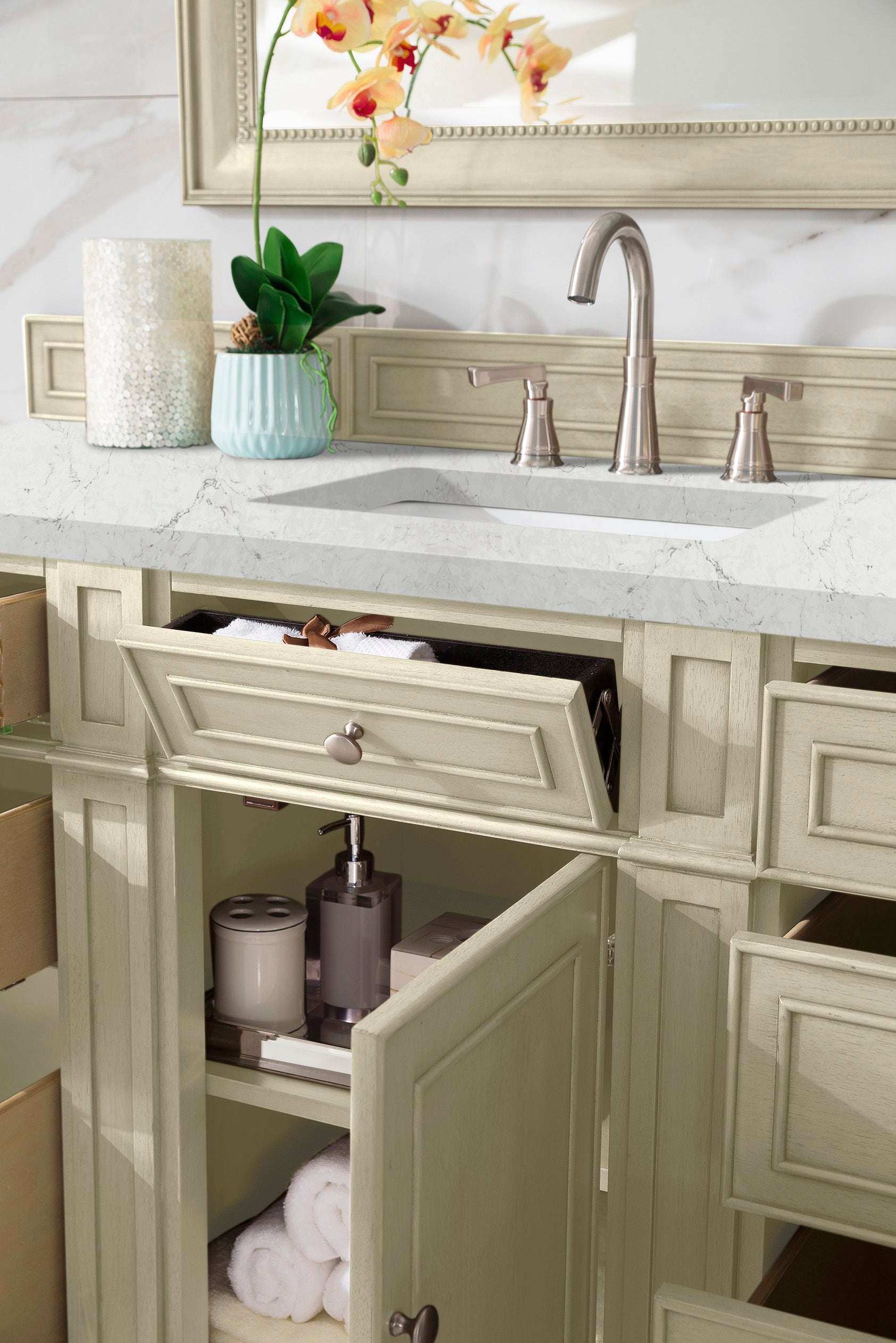 Bristol 60-Inch Single Bathroom Vanity Set in Vintage Vanilla with 3CM Eternal Jasmine Pearl Quartz Countertop - Perfect for Modern Farmhouse, Coastal, or Traditional Bathroom Designs