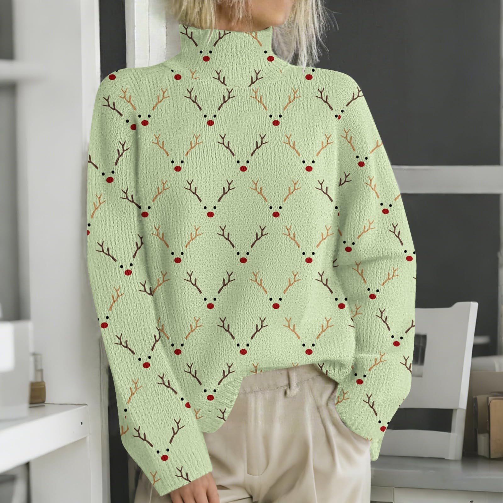 Christmas Sweaters for Women - Cozy Knit Turtleneck Pullover with Xmas Tree Graphic, Loose Casual Holiday Sweatshirt - Perfect for Christmas Parties, Family Gatherings & Winter Festivities