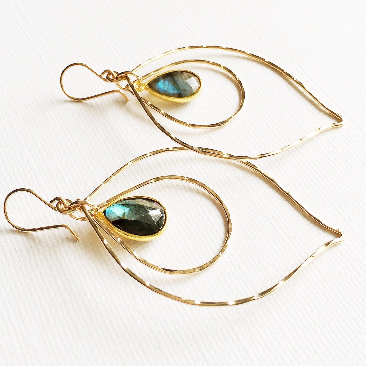 Chloe E279 Elegant Dangle Earrings for Women - Perfect for Parties, Weddings & Date Nights