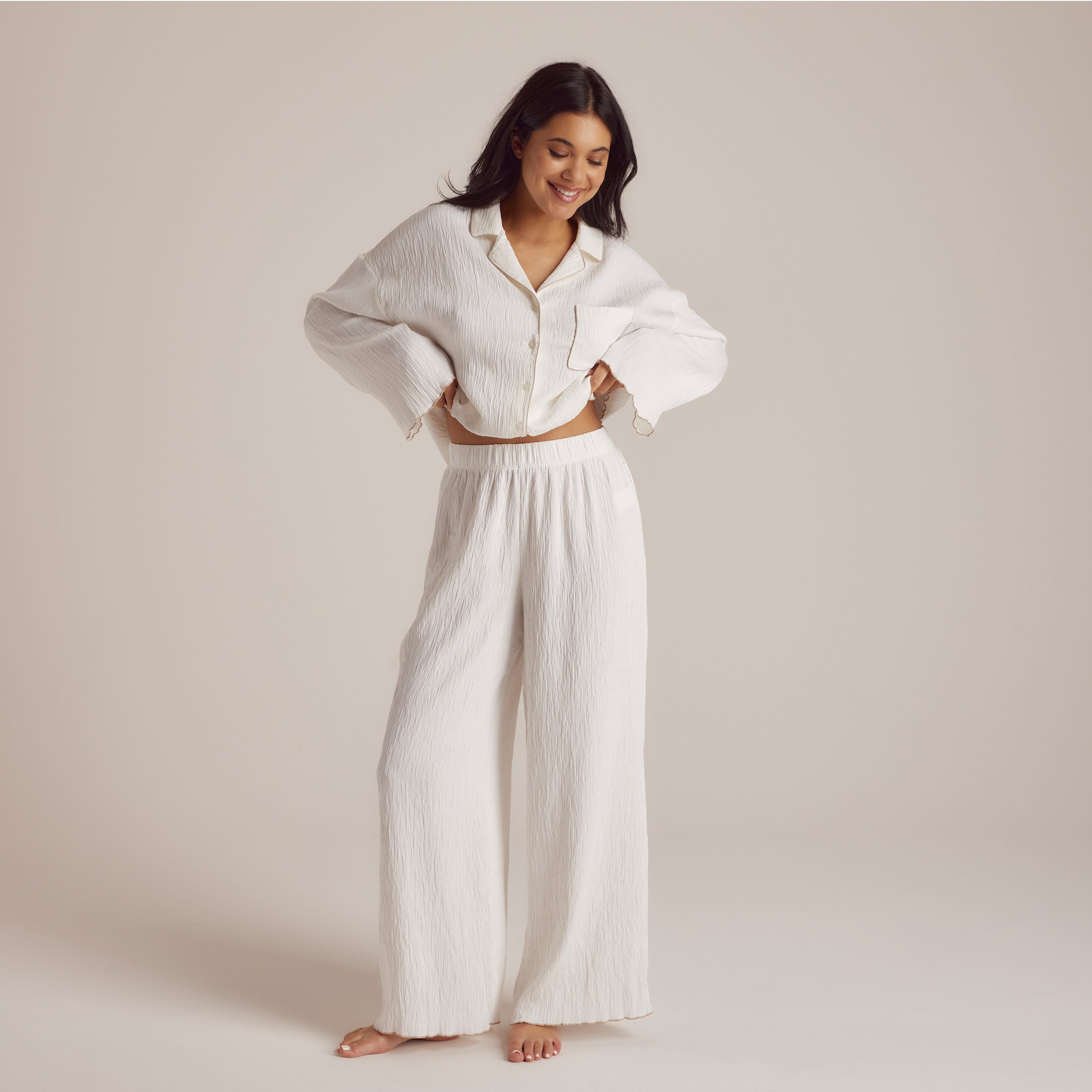 Soft & Cozy Crinkle Pajama Bottoms for Women - White Cotton Lounge Pants - Perfect for Sleepwear, Relaxing at Home & Comfortable Loungewear