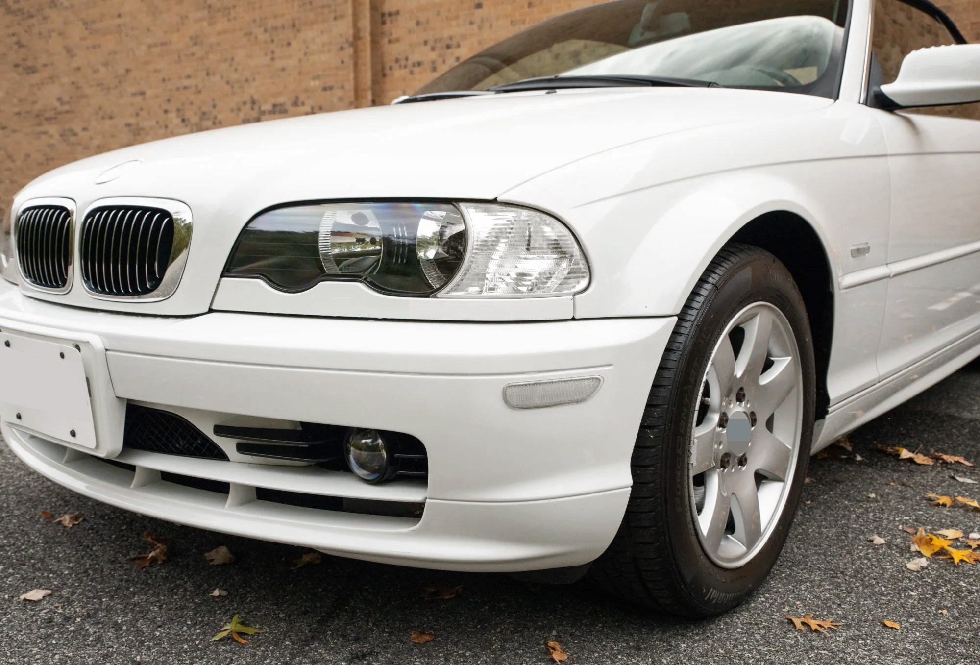 BMW E46 3 Series Coupe 2004-2006 Clear Lens White LED Front Side Marker Lights Replacement - Upgrade for Enhanced Visibility & Style (Perfect for Night Driving & Car Customization)