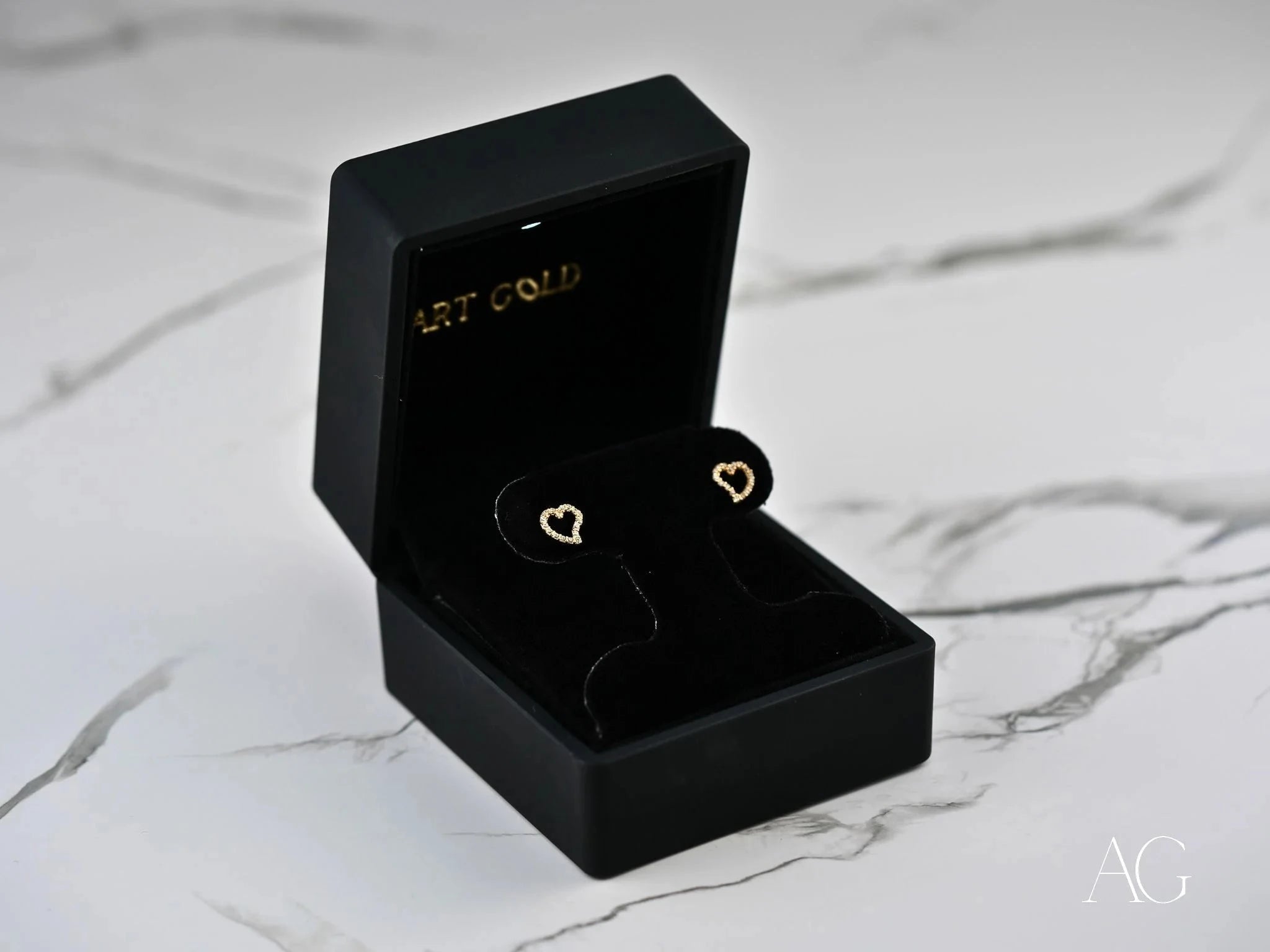 Sparkling Heart: 18k Gold CZ Heart Earrings for Women - Elegant Cubic Zirconia Stud Earrings for Valentine's Day, Anniversary, Wedding, or Everyday Wear