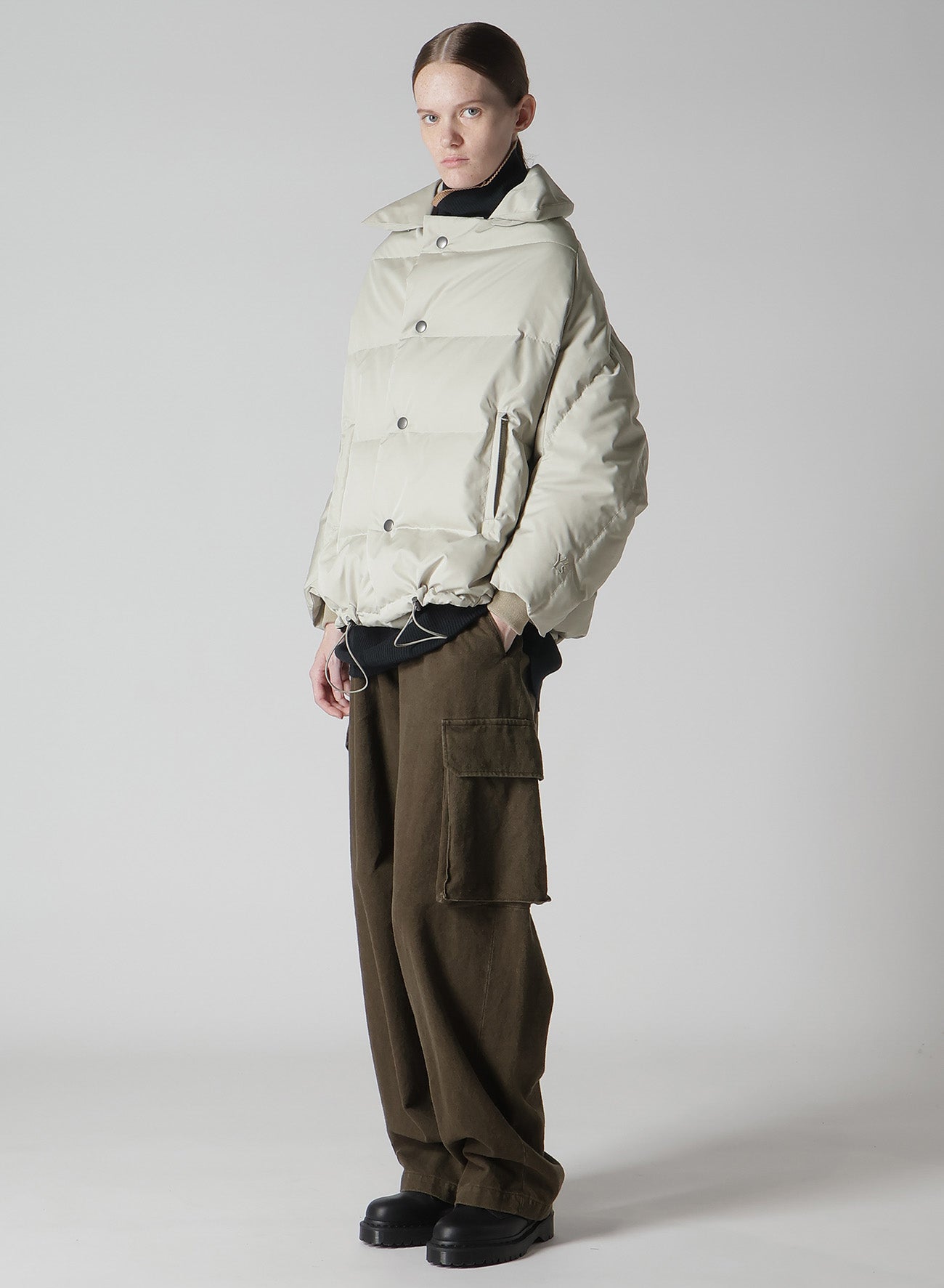 Lightweight Down Puffer Jacket for Women - Warm Winter Short Coat, Waterproof & Windproof - Perfect for Outdoor Activities, Travel, and Casual Wear