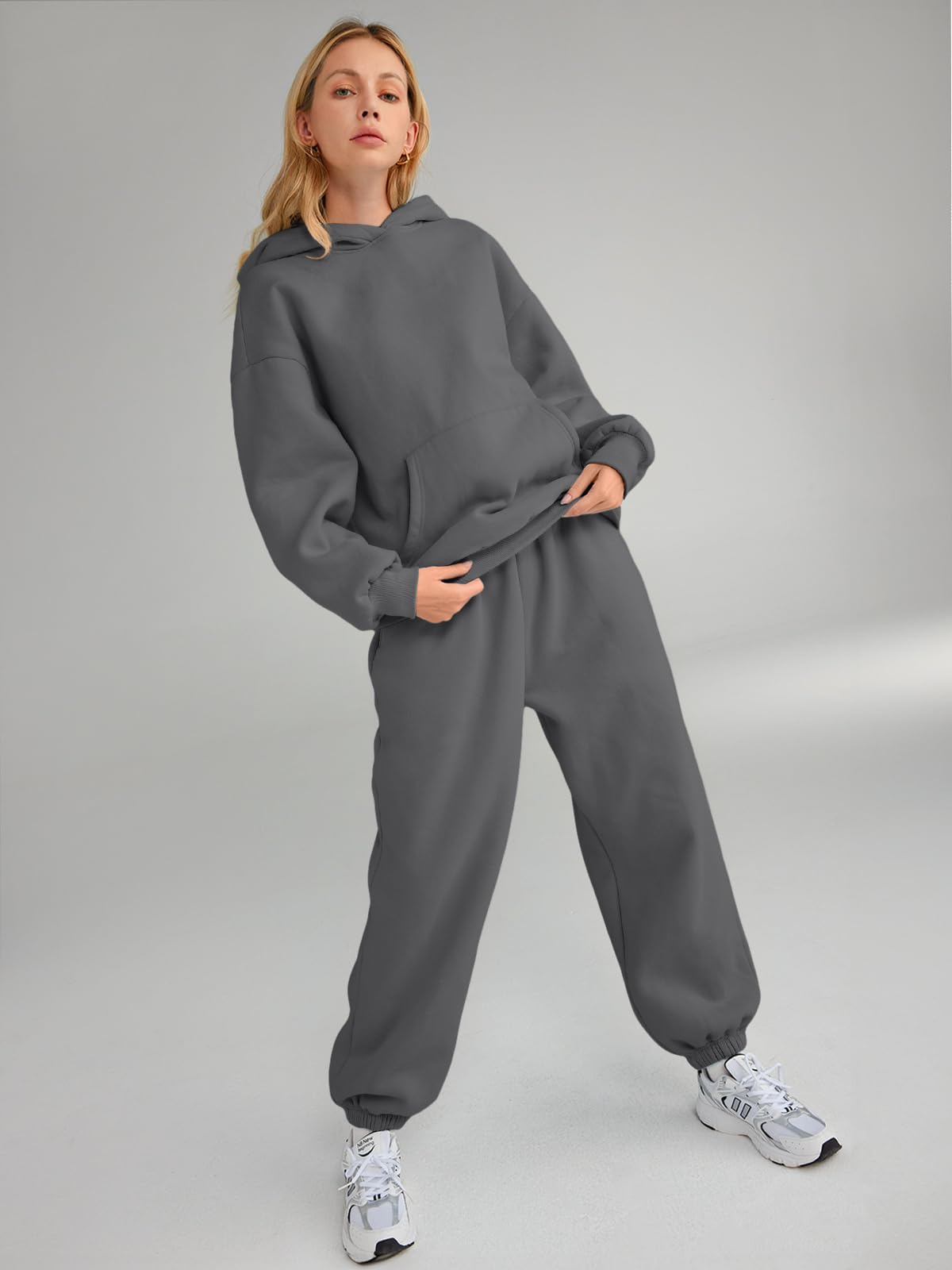 AUTOMET Women's 2-Piece Lounge Set - Oversized Hoodie & Baggy Sweatpants with Pockets | Cozy Fall Fashion Outfit for Home, Travel & Casual Wear