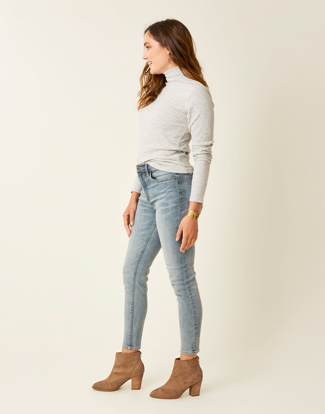 Denia Top Women's Light Heather Grey Casual T-Shirt - Perfect for Everyday Wear, Workouts, and Layering