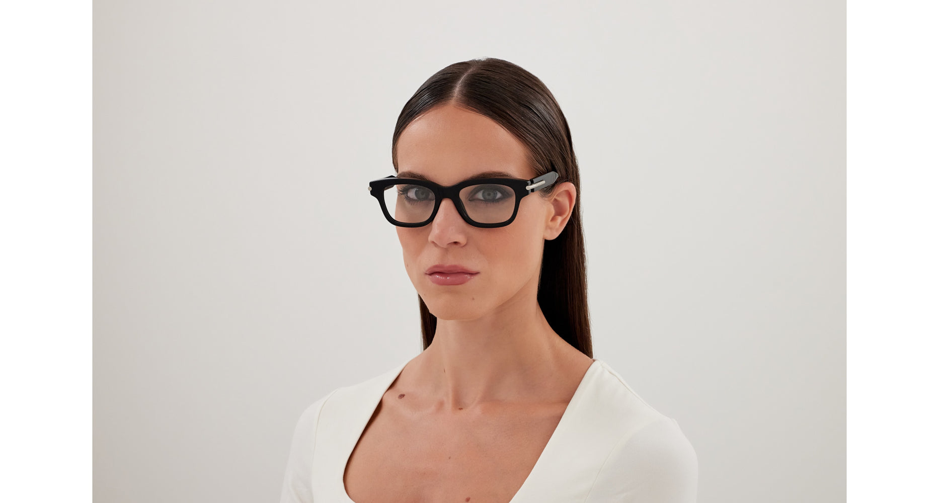 Alexander McQueen AM0497O Sunglasses - Luxury Designer Shades for Men & Women | UV Protection, Stylish & Comfortable | Perfect for Outdoor Activities, Travel & Fashion Statements