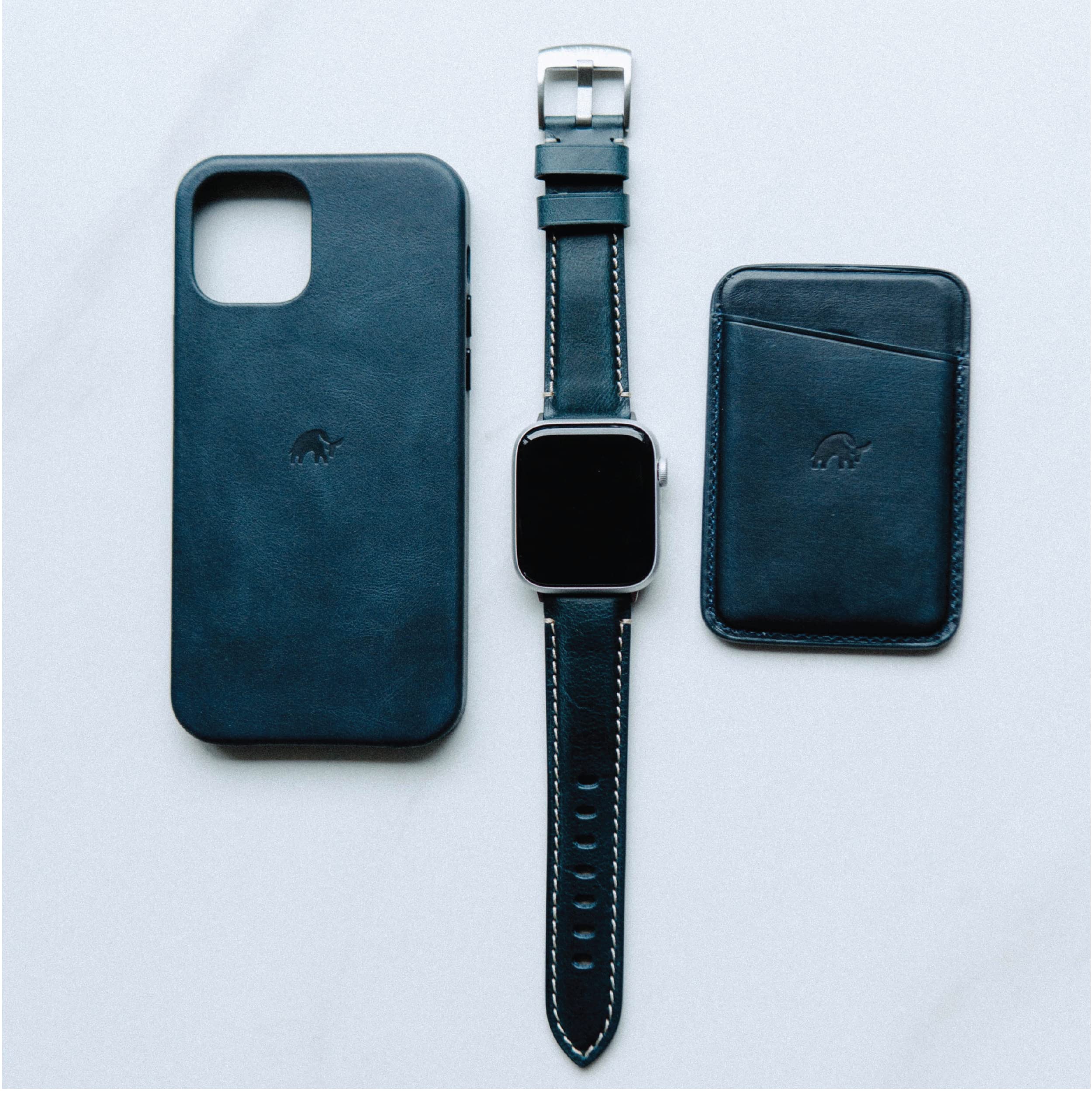 Premium Bullstrap Men's Full-Grain Italian Leather Watch Band - Compatible with Apple Watch Series 1-8 - Durable & Stylish Replacement Strap for Work, Travel & Everyday Wear