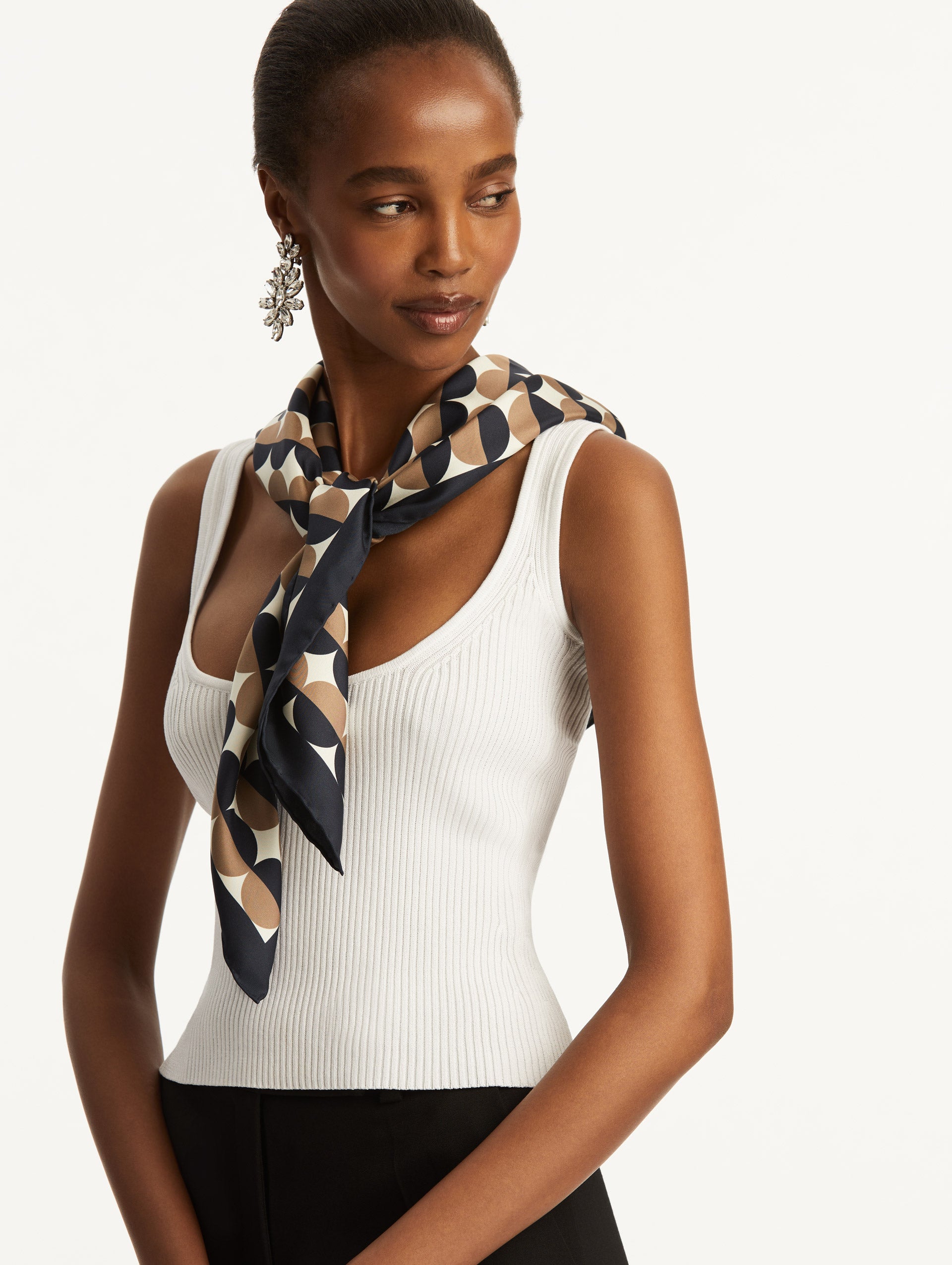 Elegant Geometric Circle Print Silk Scarf for Women - Lightweight & Luxurious Fashion Accessory for Office, Party, and Everyday Wear