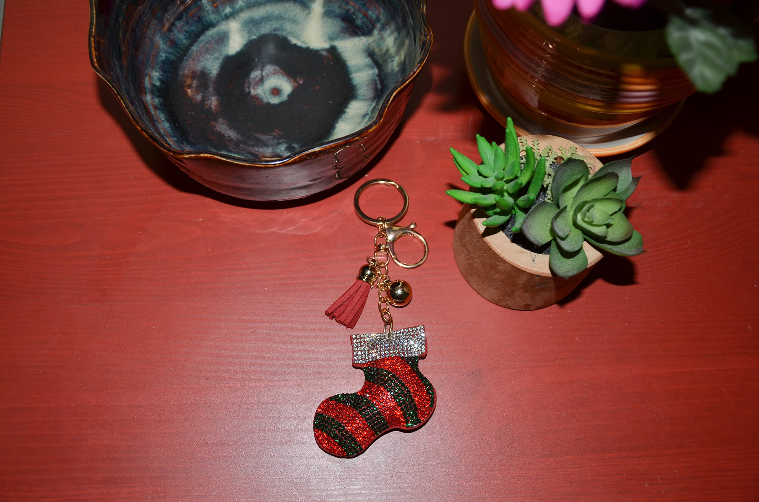 Sparkling Rhinestone Keychain for Women - Elegant Bling Keychain Charms for Car Keys & Handbags - Perfect Purse Accessories for Parties, Gifts & Everyday Glam