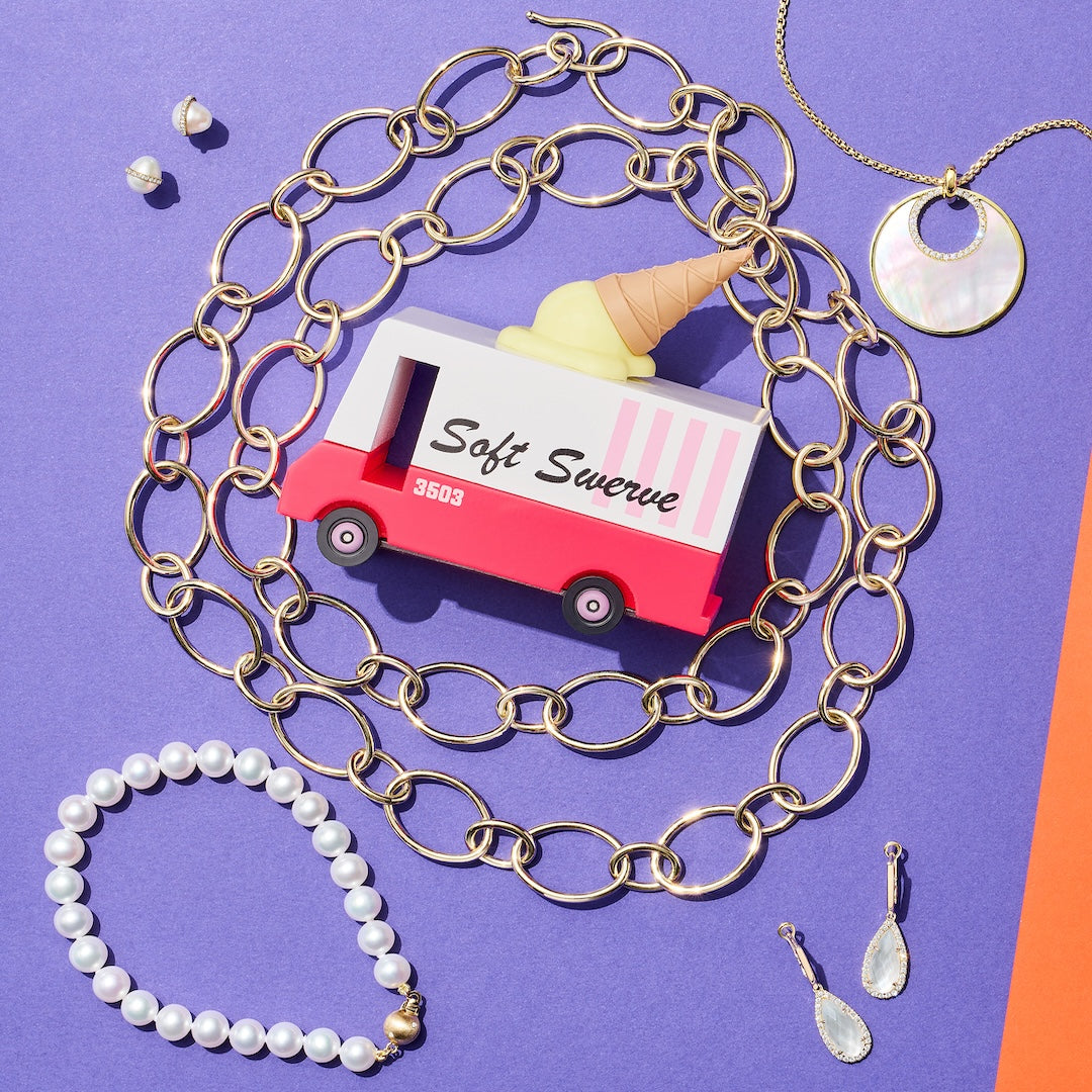 Elegant Mother of Pearl Circle Pendant Necklace for Women - Perfect for Weddings, Parties & Everyday Wear