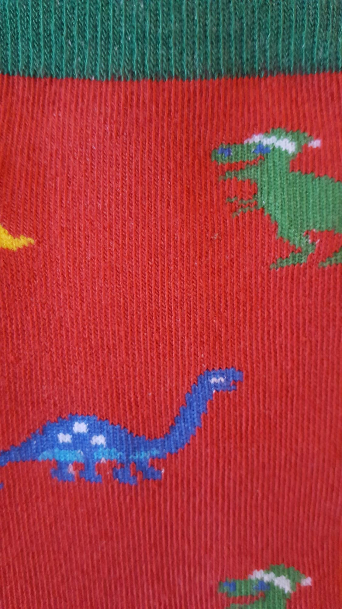 Festive Christmas Women's Acrylic Crew Socks - Holiday Novelty Casual Socks for Women - Perfect for Gifts, Stocking Stuffers & Winter Outfits