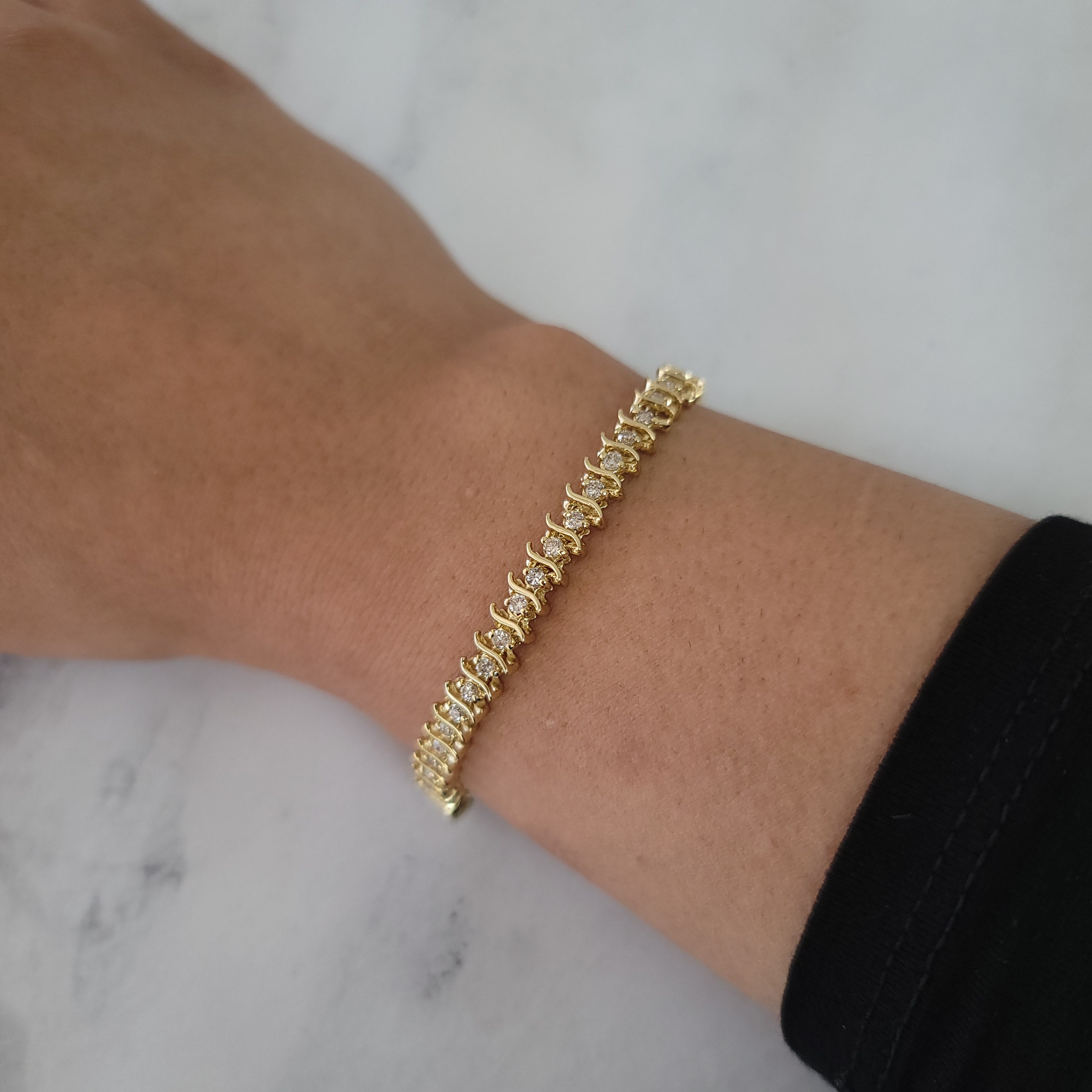 Elegant S-Style Diamond Tennis Bracelet - 1.50cttw 14K Yellow Gold - Perfect for Weddings, Anniversaries & Special Occasions