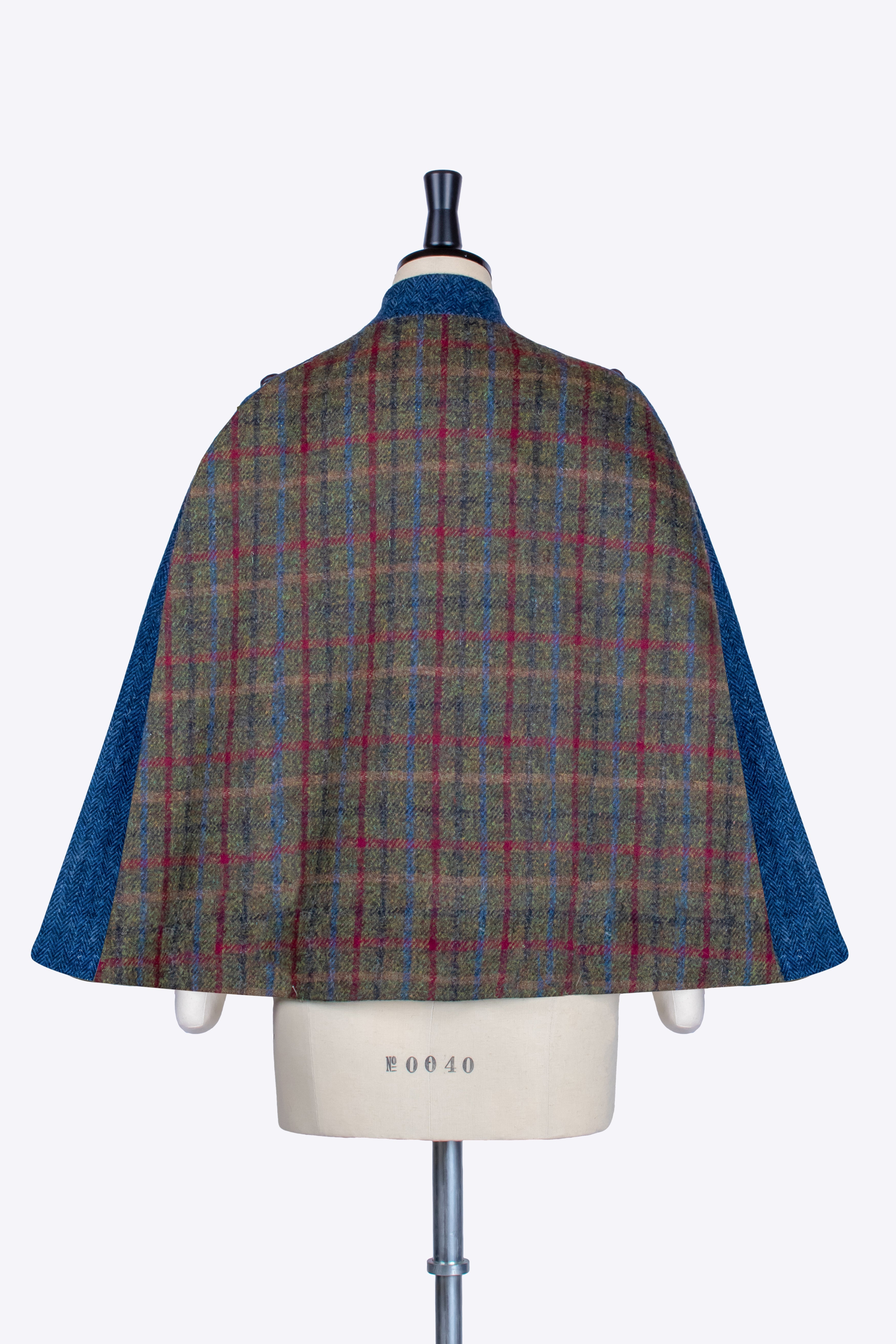 Stylish Short Cape in Green & Navy Blue - Perfect for Cosplay, Halloween Costumes & Fashion Outfits
