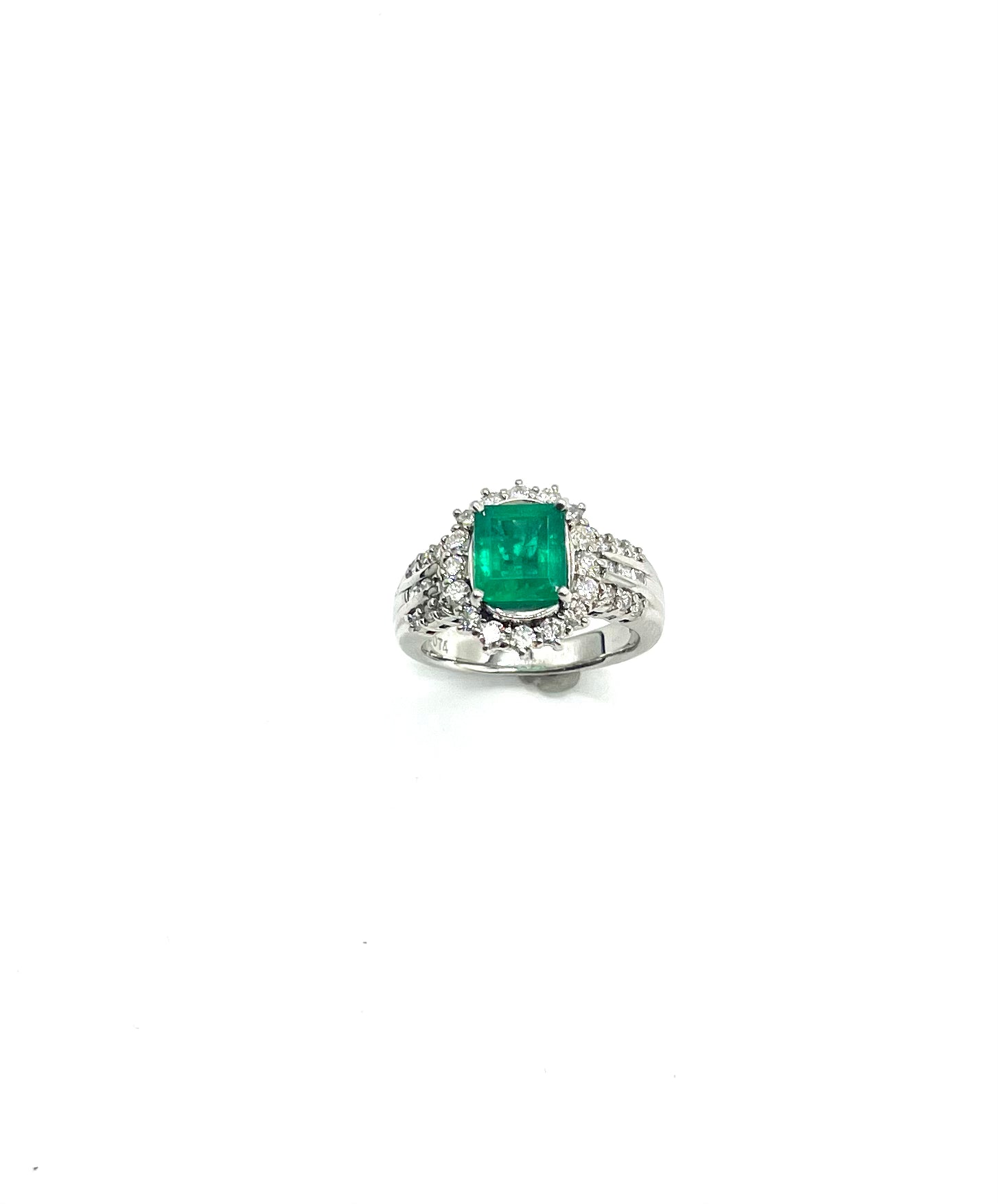 Platinum Emerald & Diamond Halo Engagement Ring - Elegant Wedding Band for Women, Perfect for Proposals, Anniversaries & Special Occasions