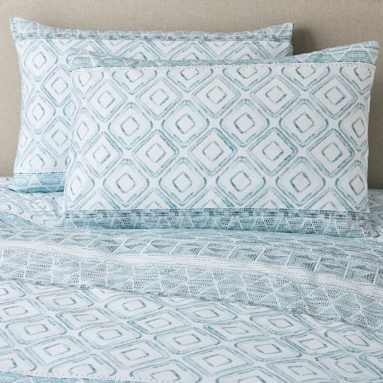 Aden Stripe Duvet Cover Set - Queen Size Teal Blue Bedding Set | Soft Breathable Cotton Blend | Perfect for Modern Bedroom, Guest Room & Dorm Decor