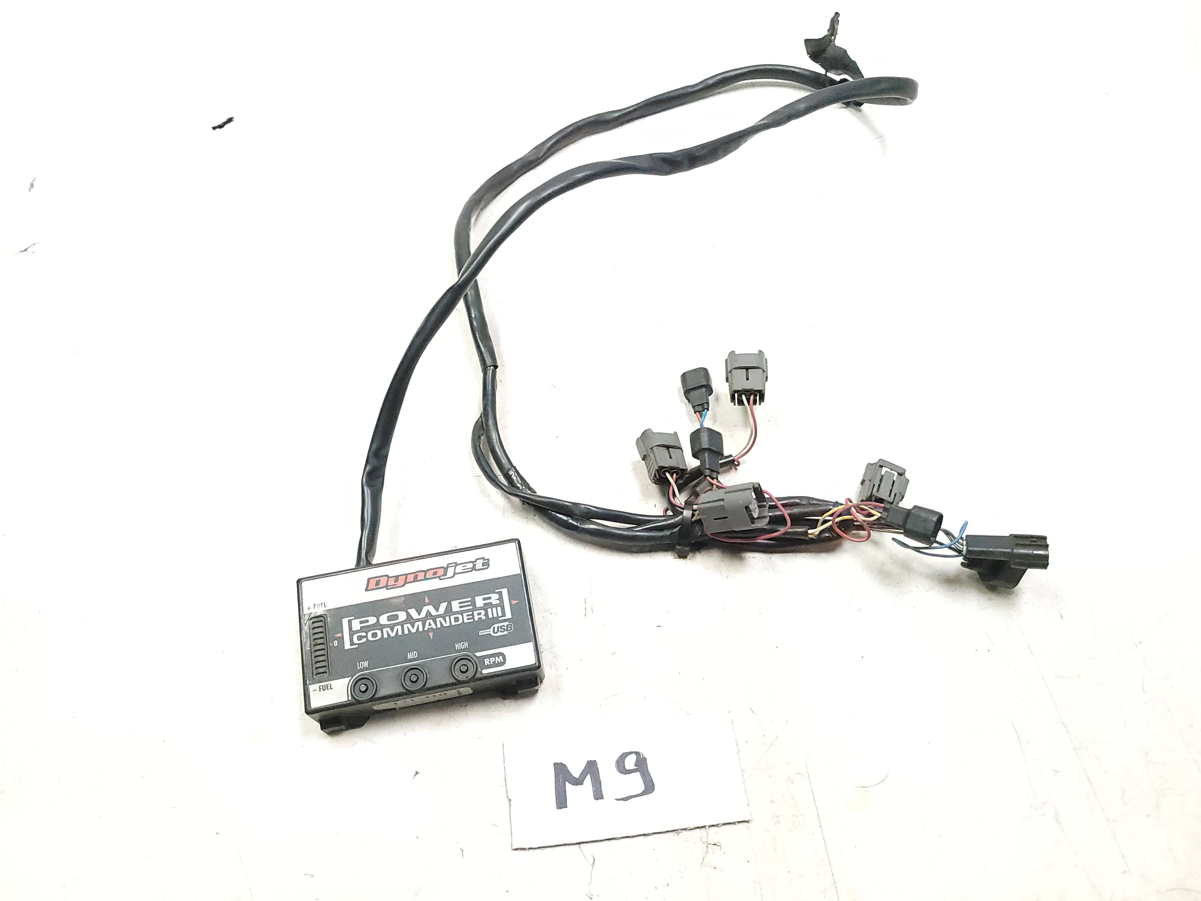 04-05 Honda CBR1000RR Dynojet Power Commander III Fuel Injection Tuner - Performance Upgrade for Racing & Street Riding