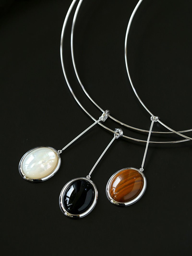 Elegant Black Onyx Pendant Necklace for Women - Minimalist Dainty Choker Collar - Perfect for Everyday Wear, Office & Special Occasions