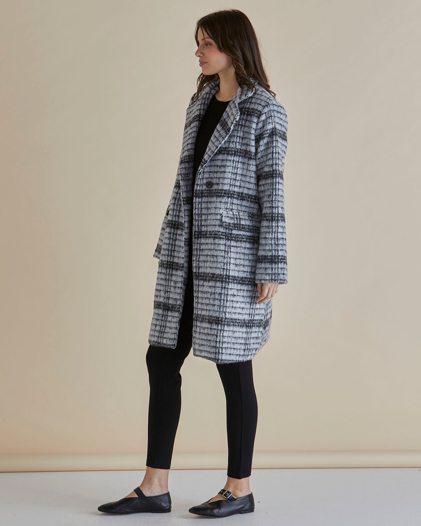 Betty Basics Wanda Coat - Classic Monochrome Trench Coat for Women | Perfect for Office, Date Night & Fall Layering