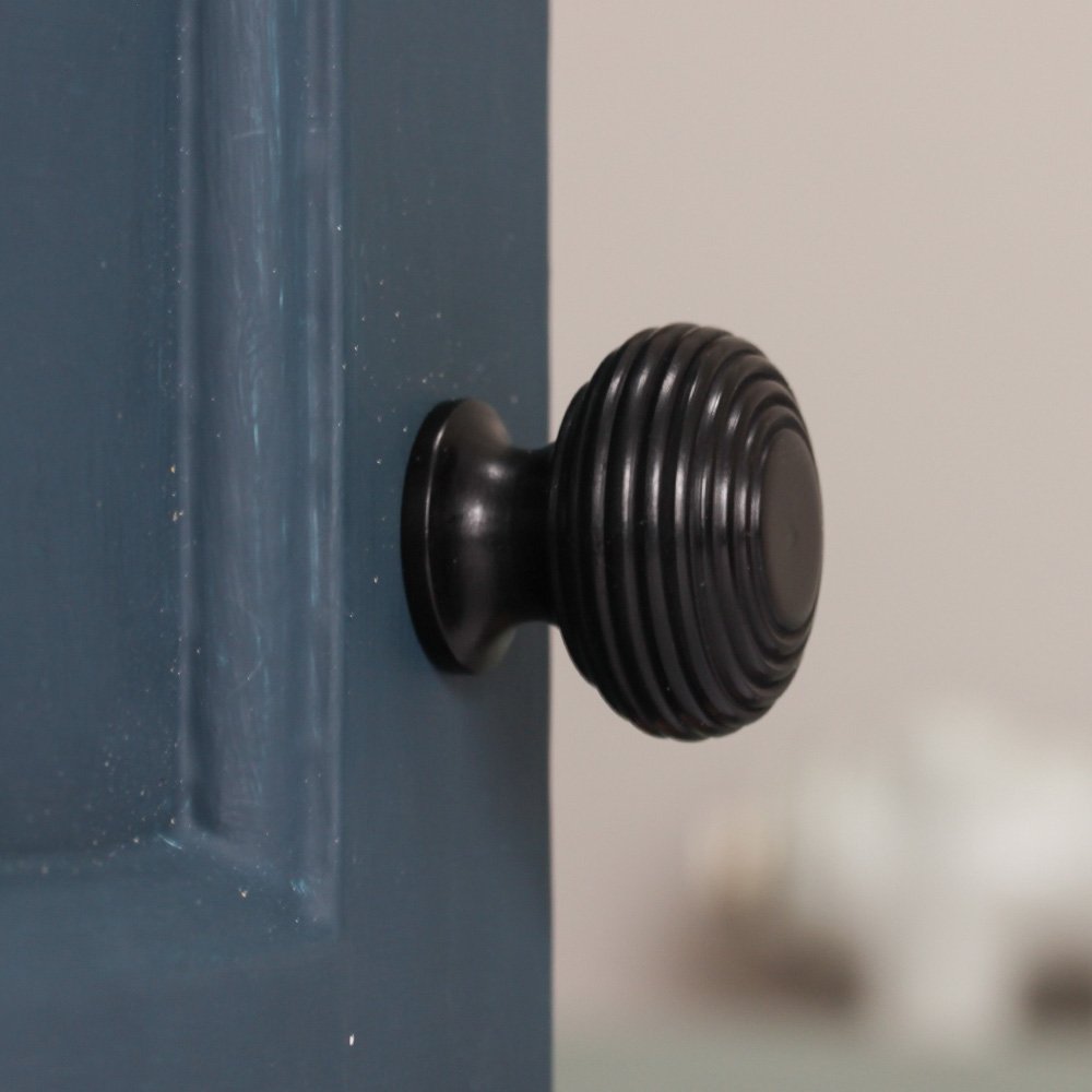 Solid Ebony Wood Beehive Cabinet Knob - Vintage Style Drawer Pull for Kitchen, Bathroom & Furniture - Durable & Stylish Hardware for Home Decor