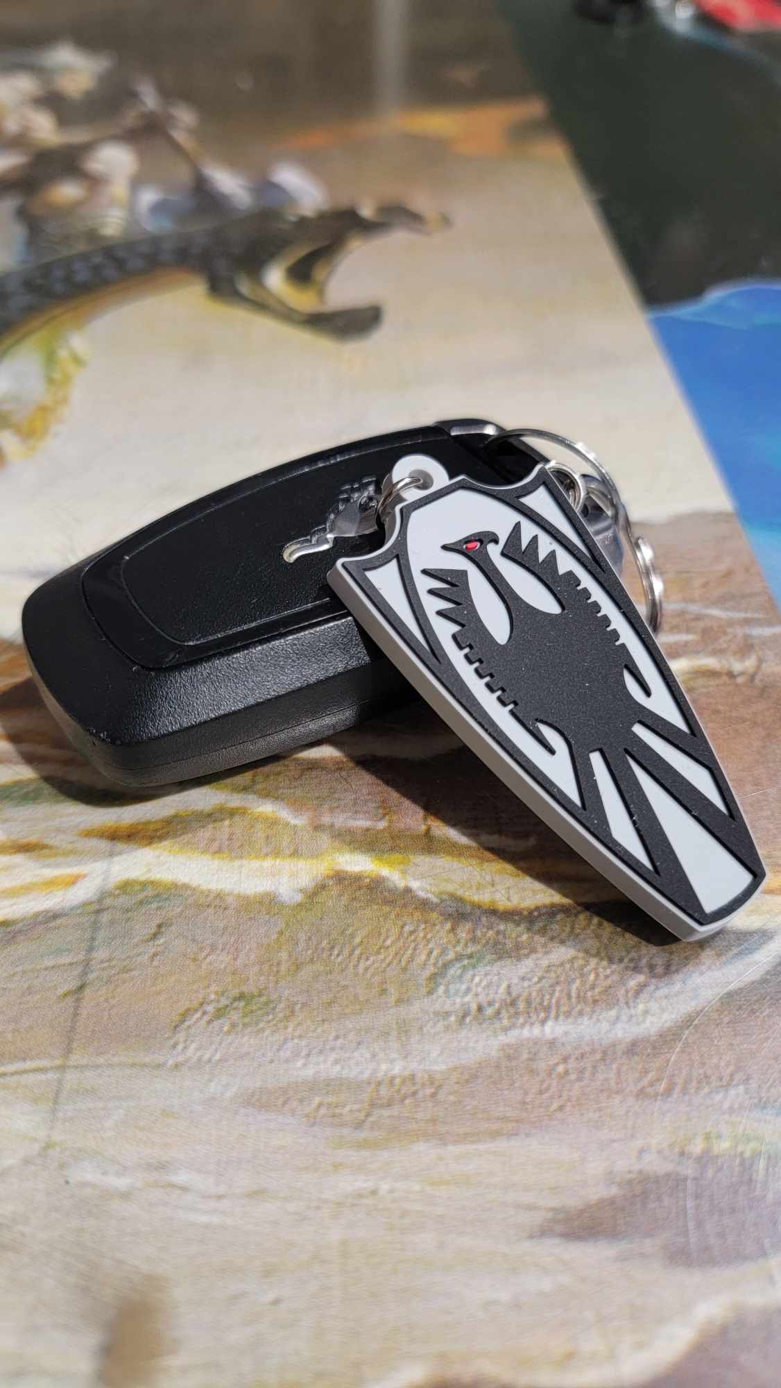 Death Dealer Shield Keychain - Gothic Medieval Style Metal Key Ring for Men - Perfect for Keys, Backpacks, and Motorcycle Accessories