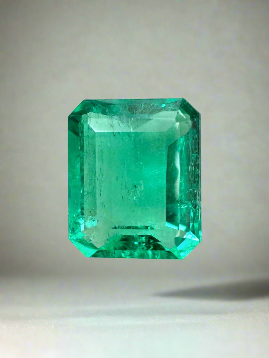 2.85 Carat 9.4x8mm Natural Colombian Loose Emerald Gemstone - Emerald Cut, Vivid Green Crystalline Clarity for Jewelry Making, Engagement Rings & Luxury Gifts