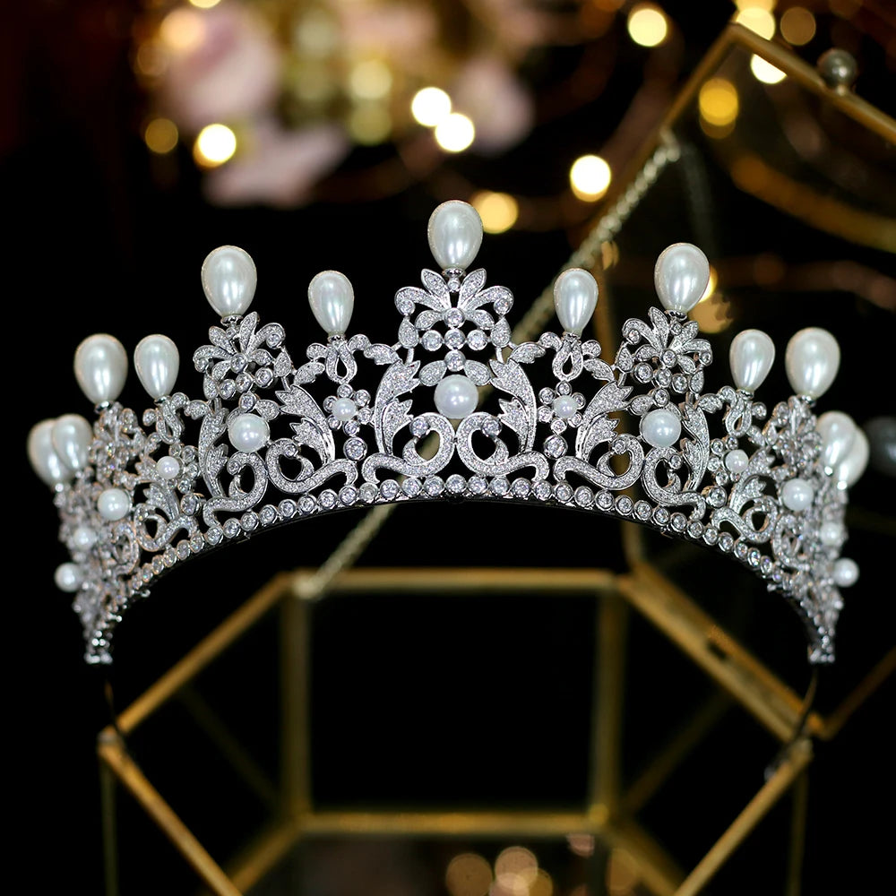 Elegant Pearl Bridal Crown Tiara with Zirconia - Wedding Hair Accessories for Bride, Bridesmaids & Flower Girls - Perfect for Weddings, Prom, Quinceañera & Special Occasions