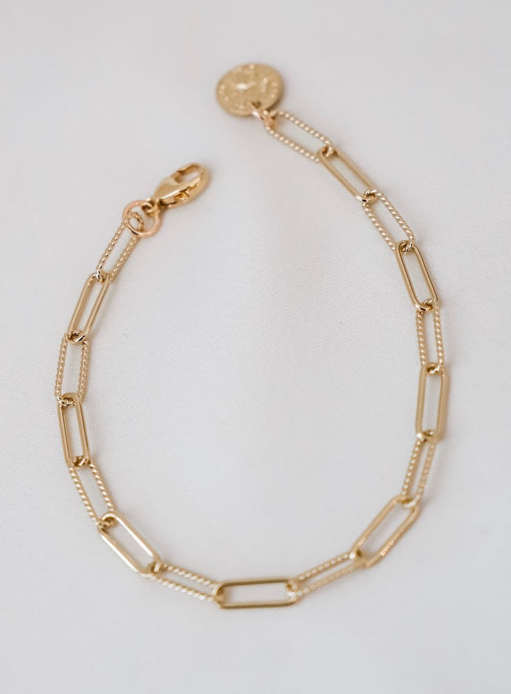 Cecilia Chain Bracelet for Women - Elegant Gold & Silver Layered Bracelet - Dainty Minimalist Jewelry Gift for Her - Perfect for Everyday Wear, Parties & Special Occasions