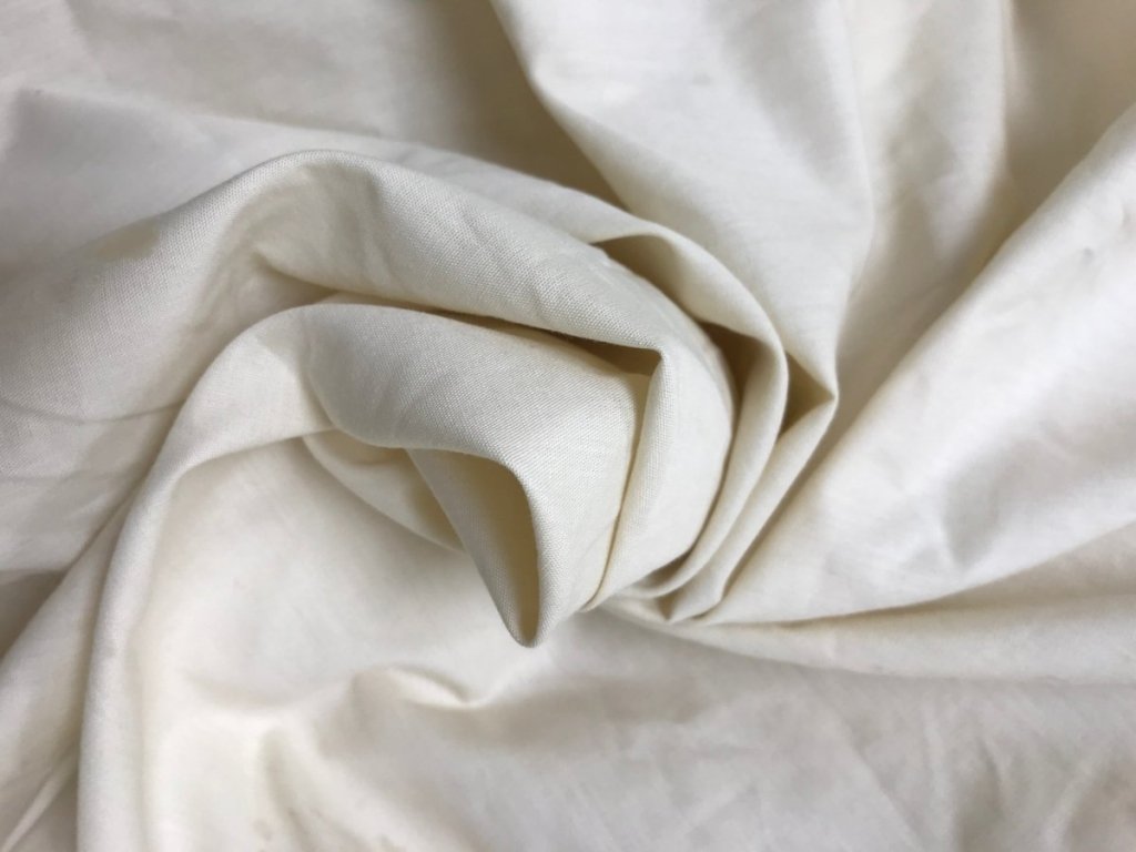 Premium Poly-Cotton Massage Table Fitted Sheet - Waterproof & Wrinkle-Resistant - Perfect for Spa, Clinic & Home Use
