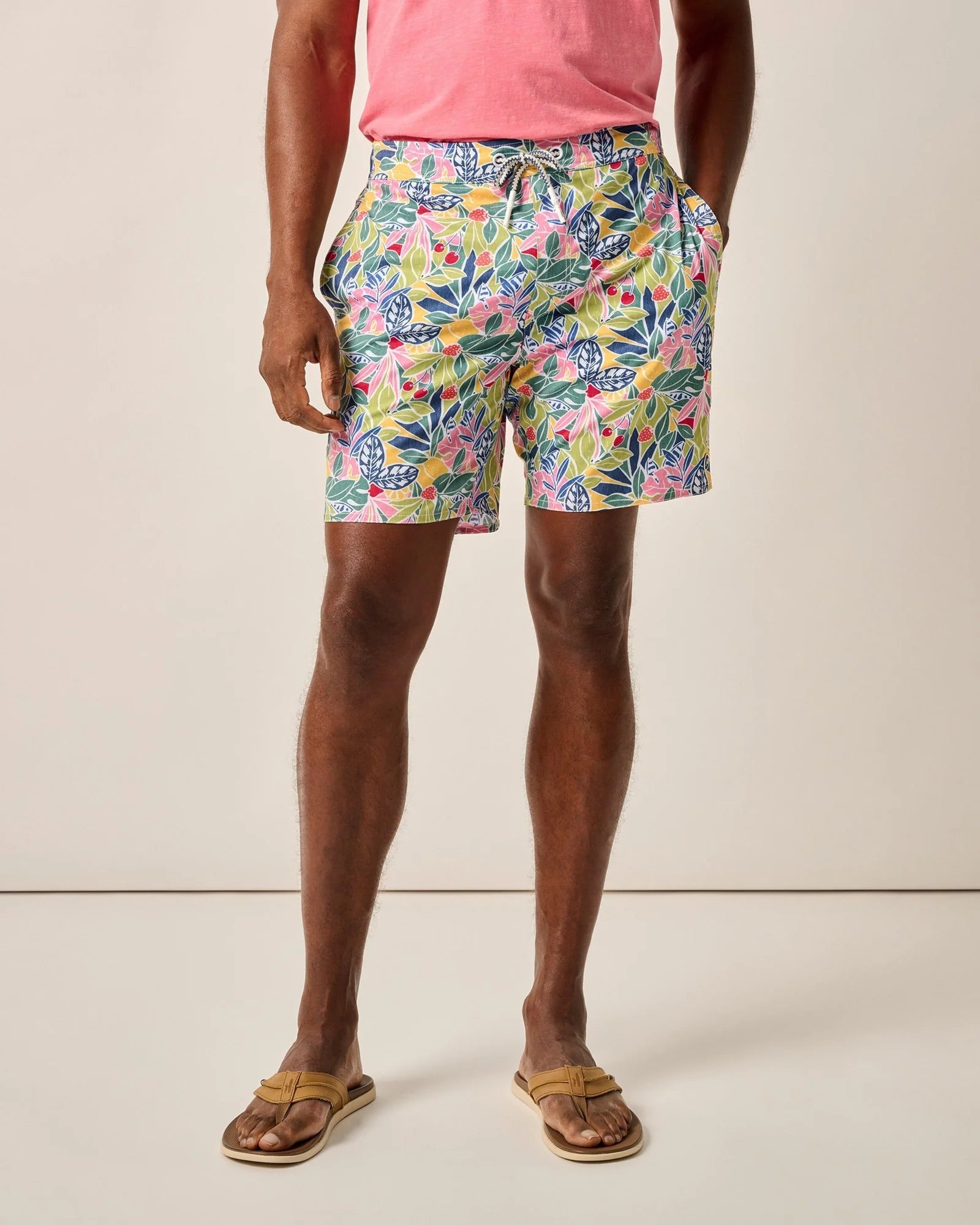 Johnnie O 7 Inch Zest Swim Trunks for Men - Quick Dry Swim Shorts with UPF Protection - Perfect for Beach, Pool, Lake & Summer Vacations